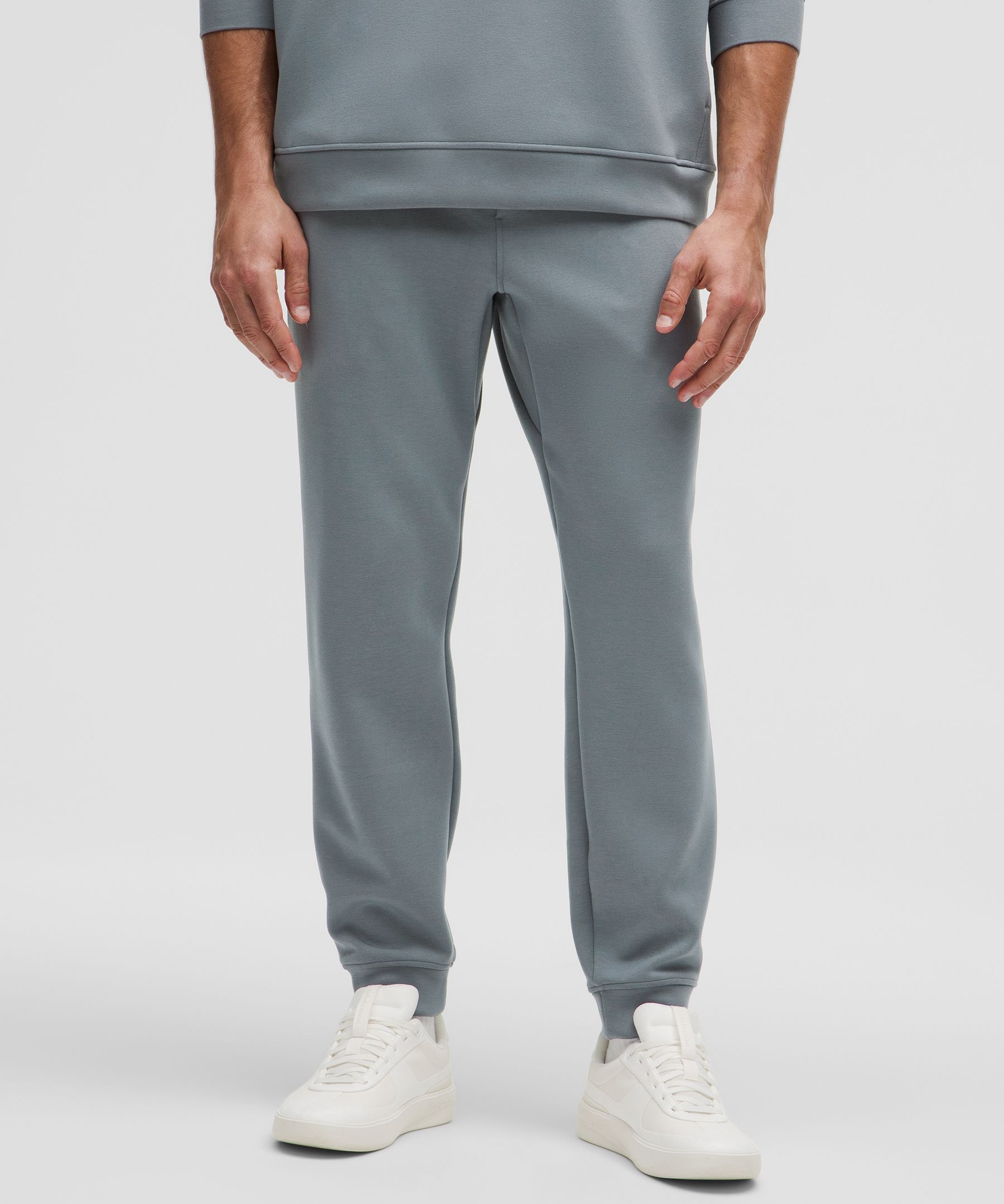 Smooth Spacer Jogger *Regular