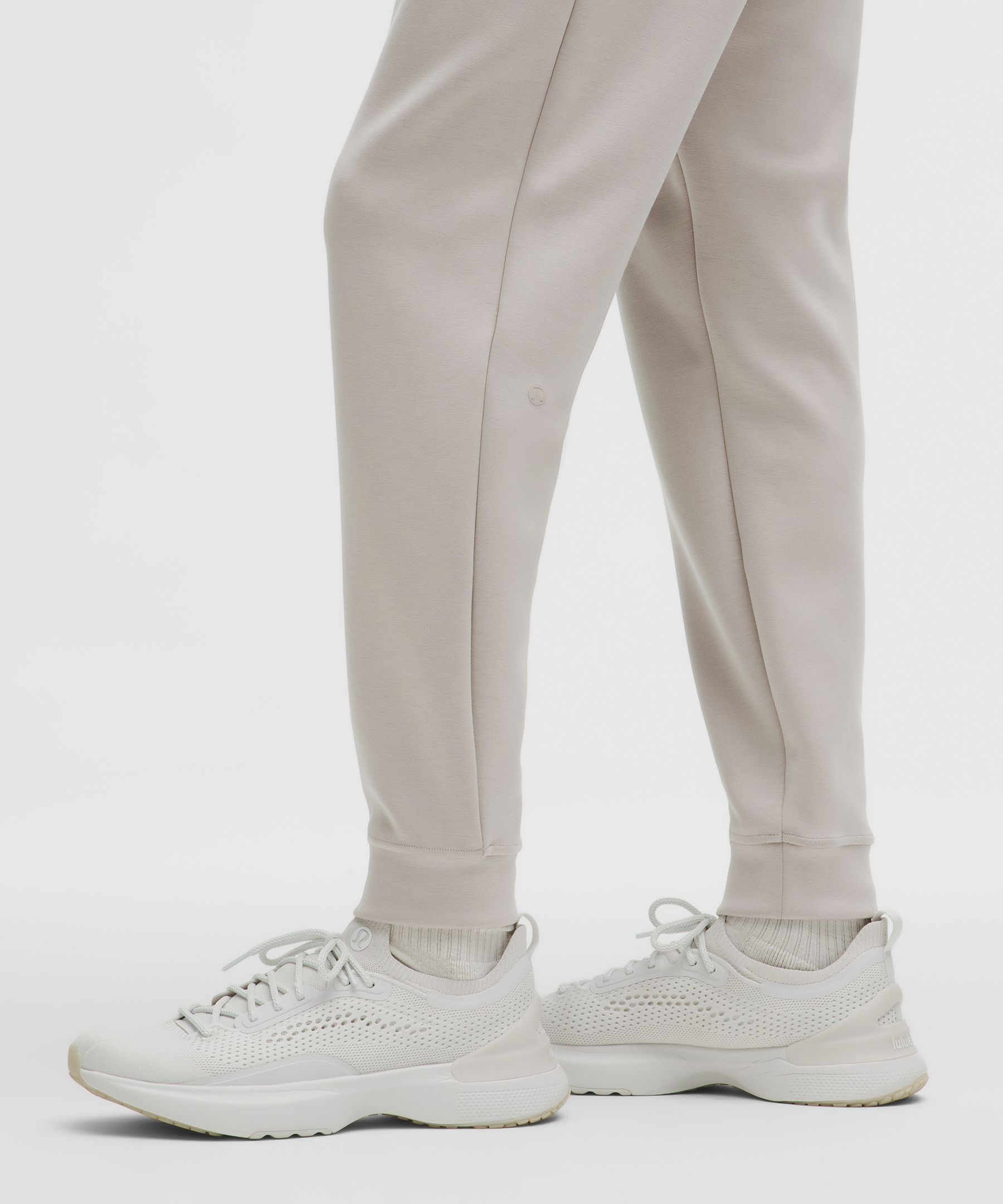 Smooth Spacer Jogger *Regular