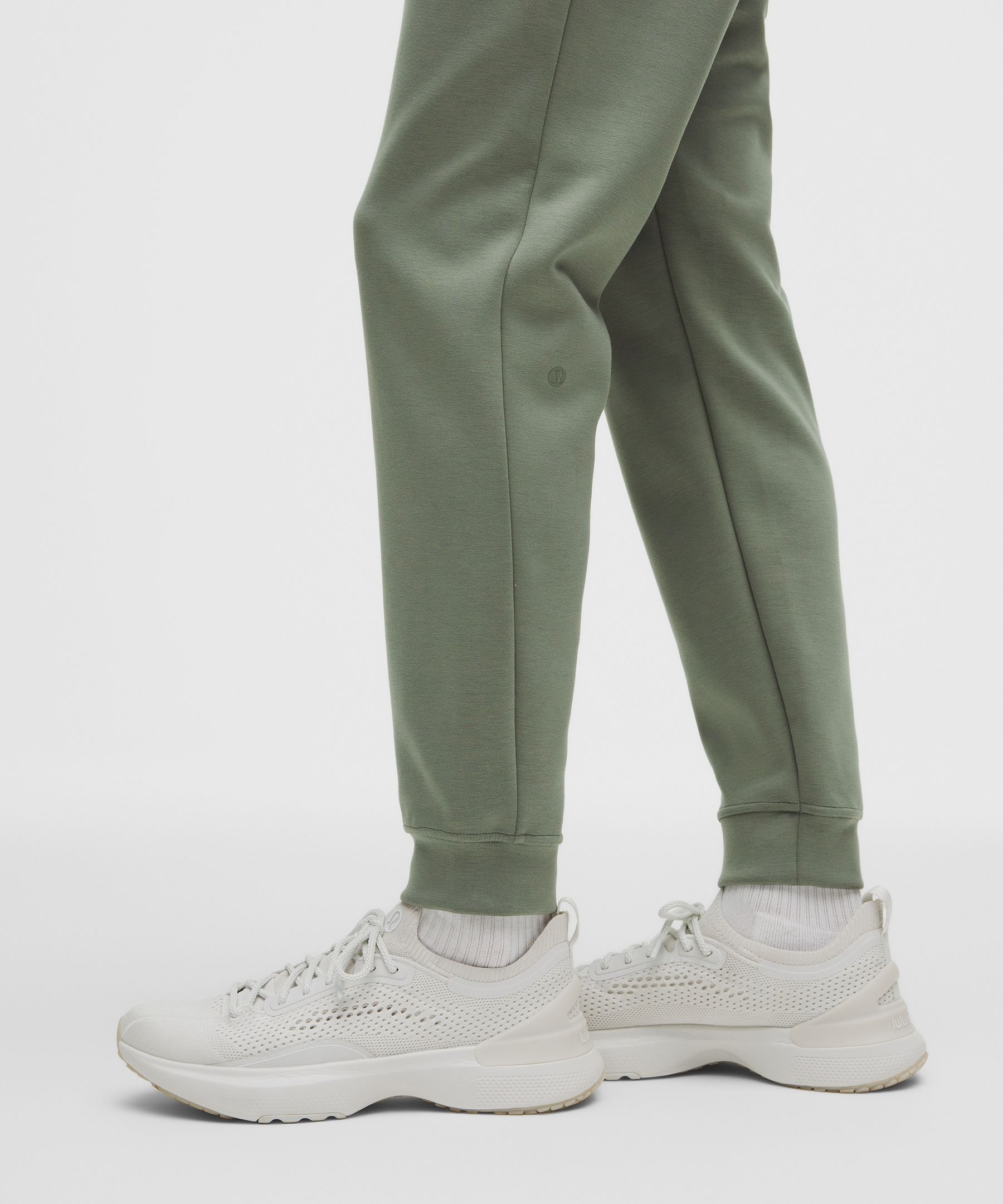 Smooth Spacer Jogger *Regular