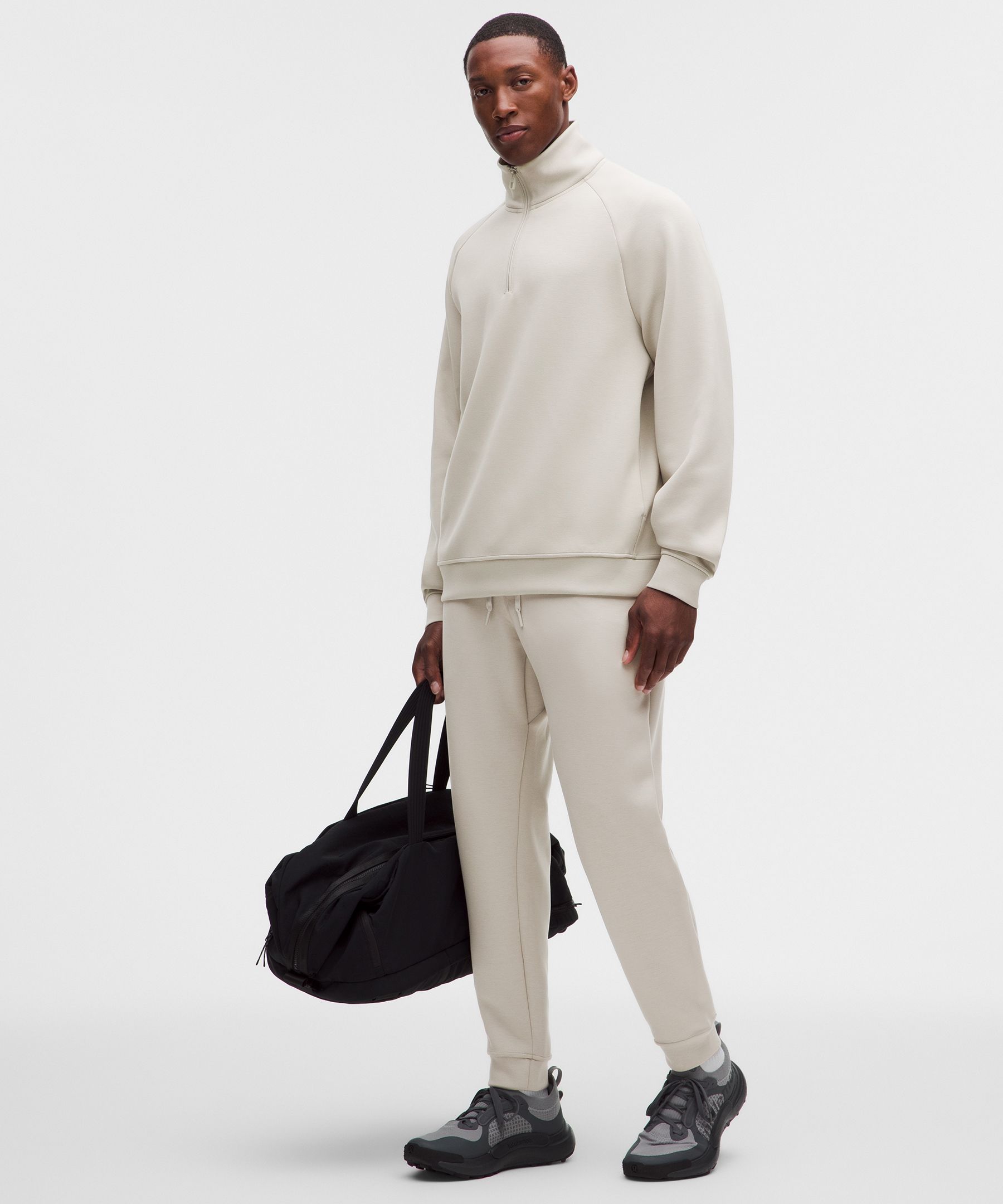 Smooth Spacer Jogger *Regular