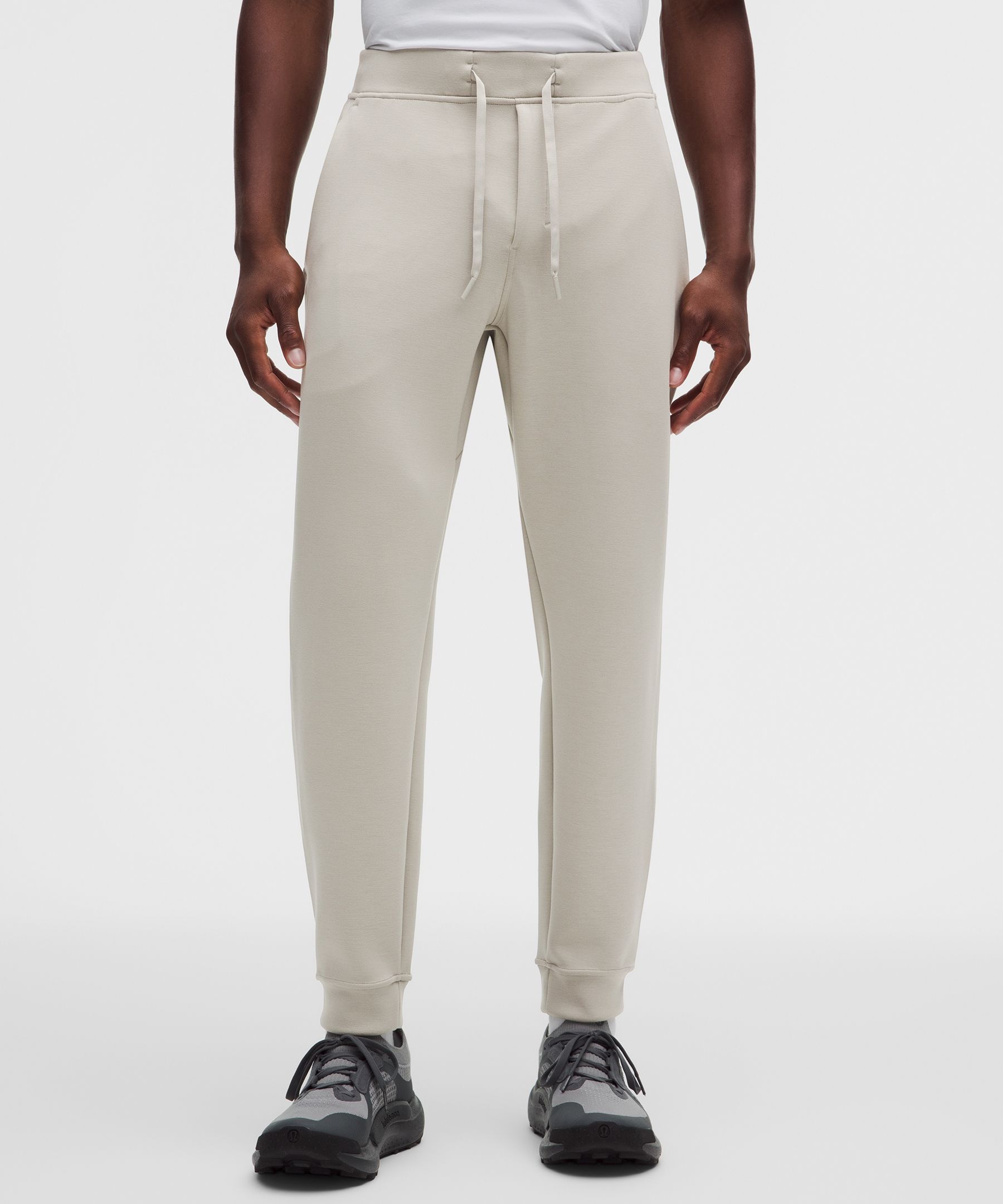 Smooth Spacer Jogger *Regular