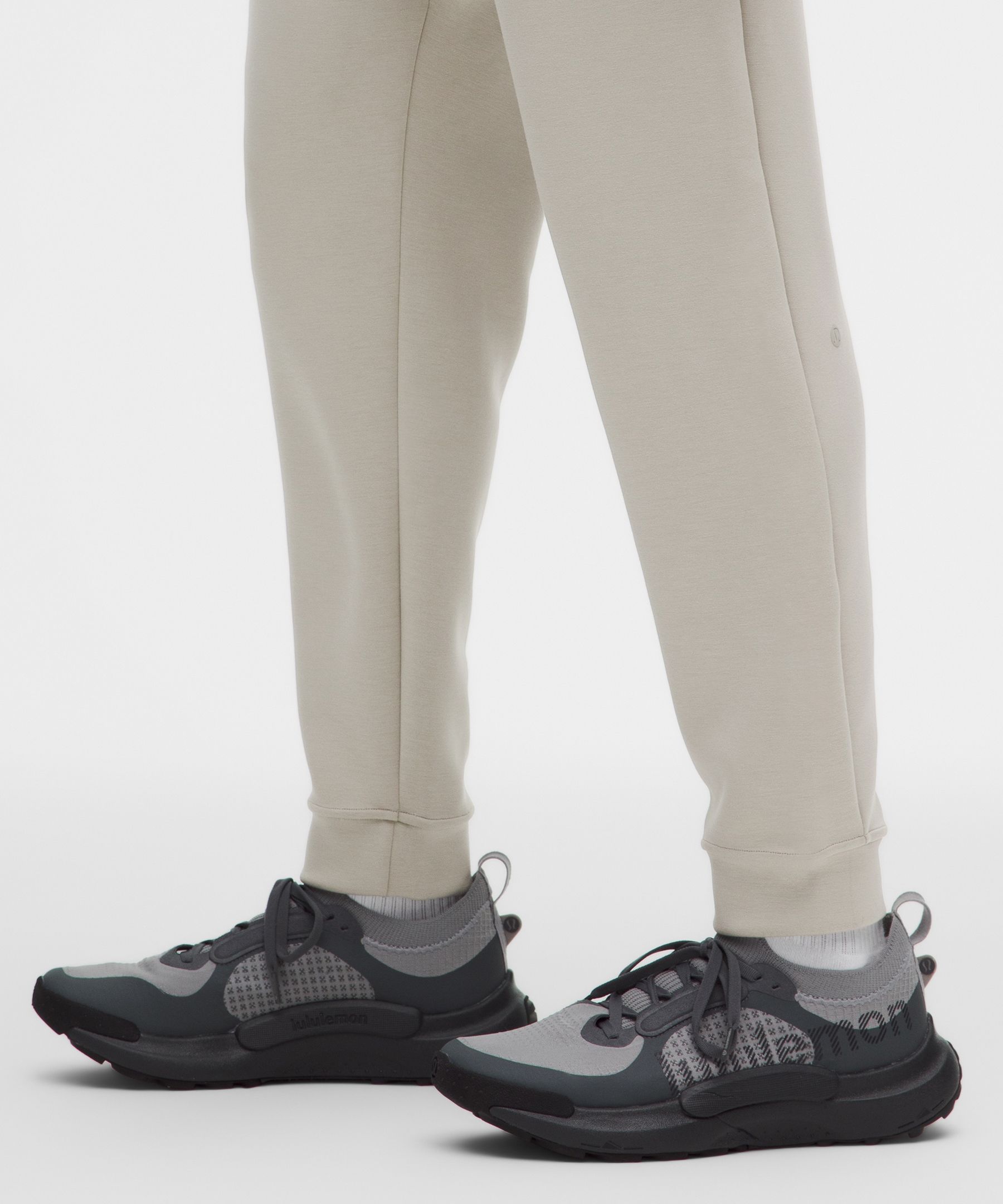 Smooth Spacer Jogger *Regular