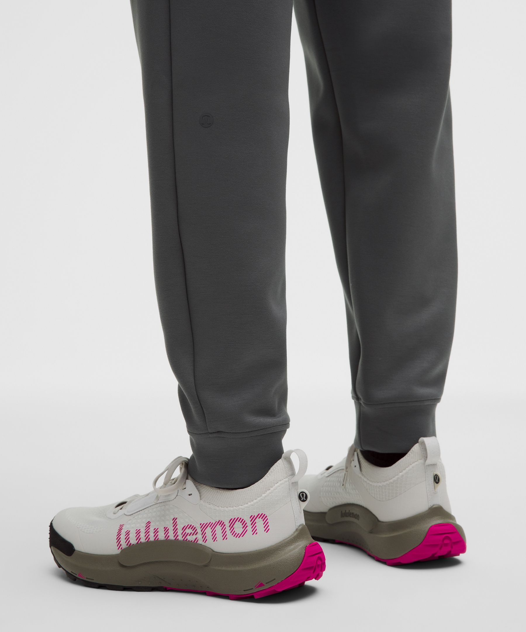 Smooth Spacer Jogger