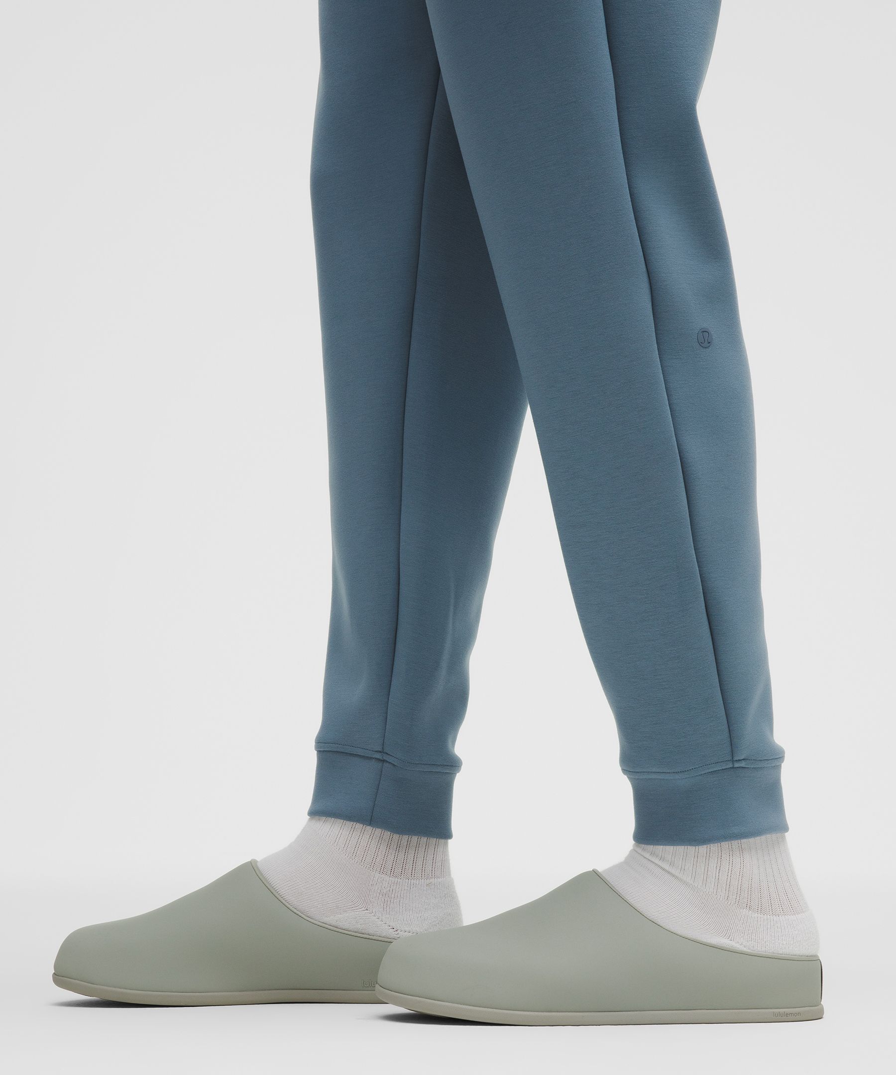 Smooth Spacer Jogger *Shorter