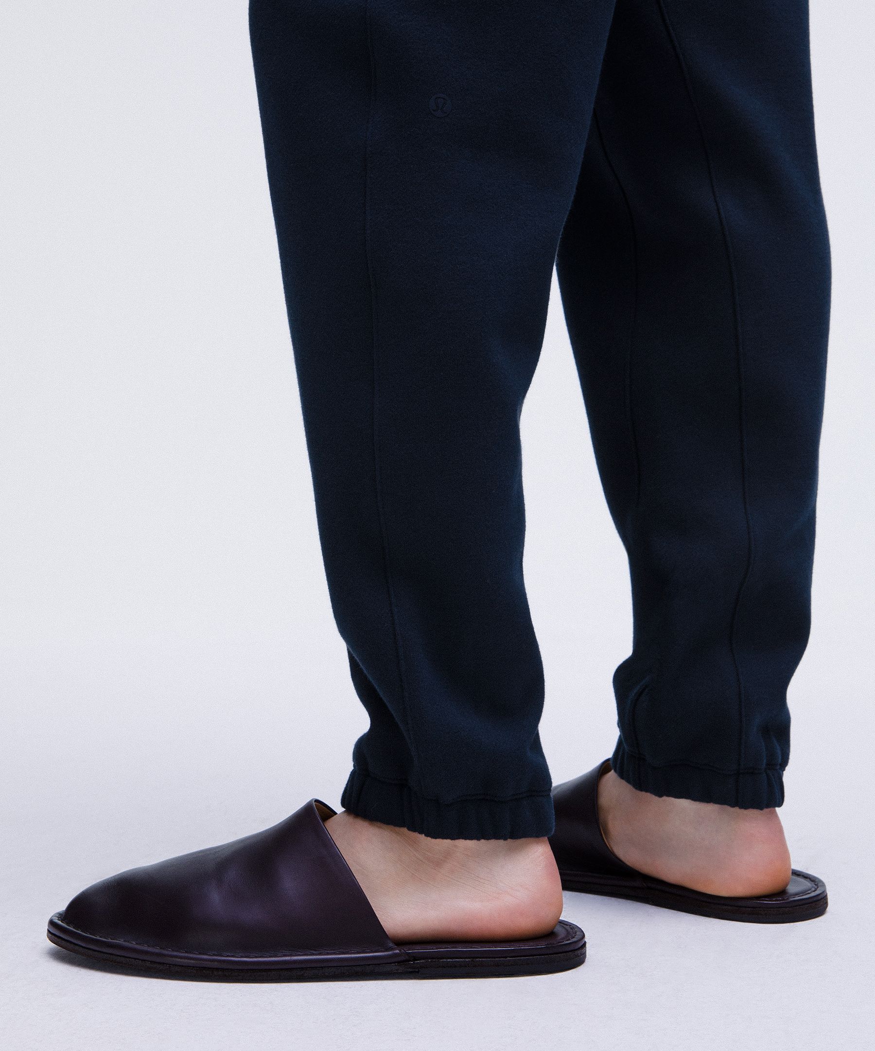 Lululemon Steady State Classic-fit Joggers Shorter