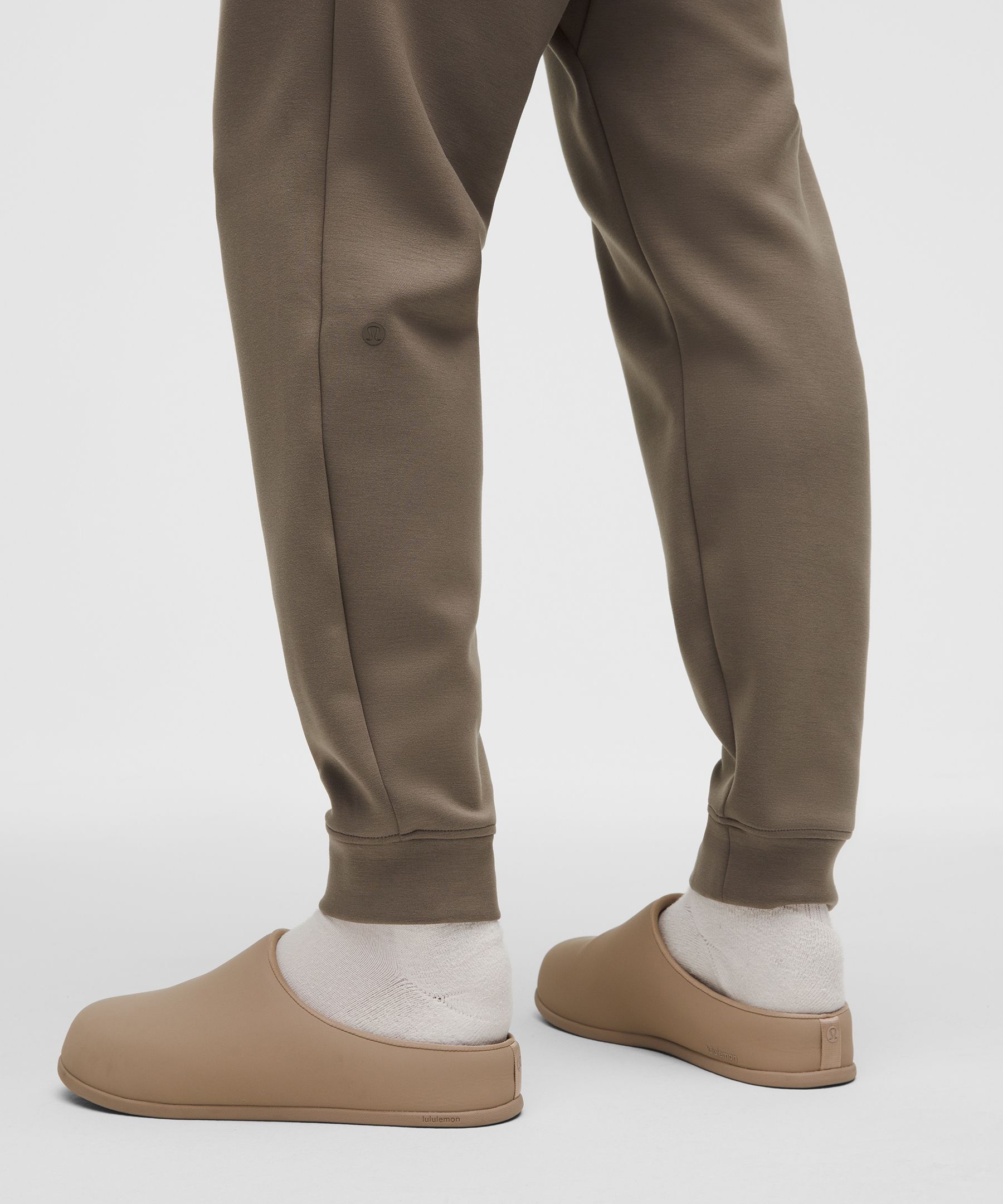 Smooth Spacer Jogger