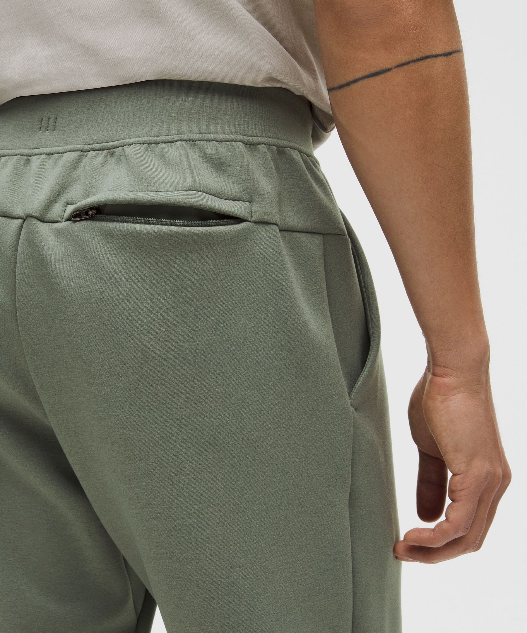 Smooth Spacer Jogger *Tall