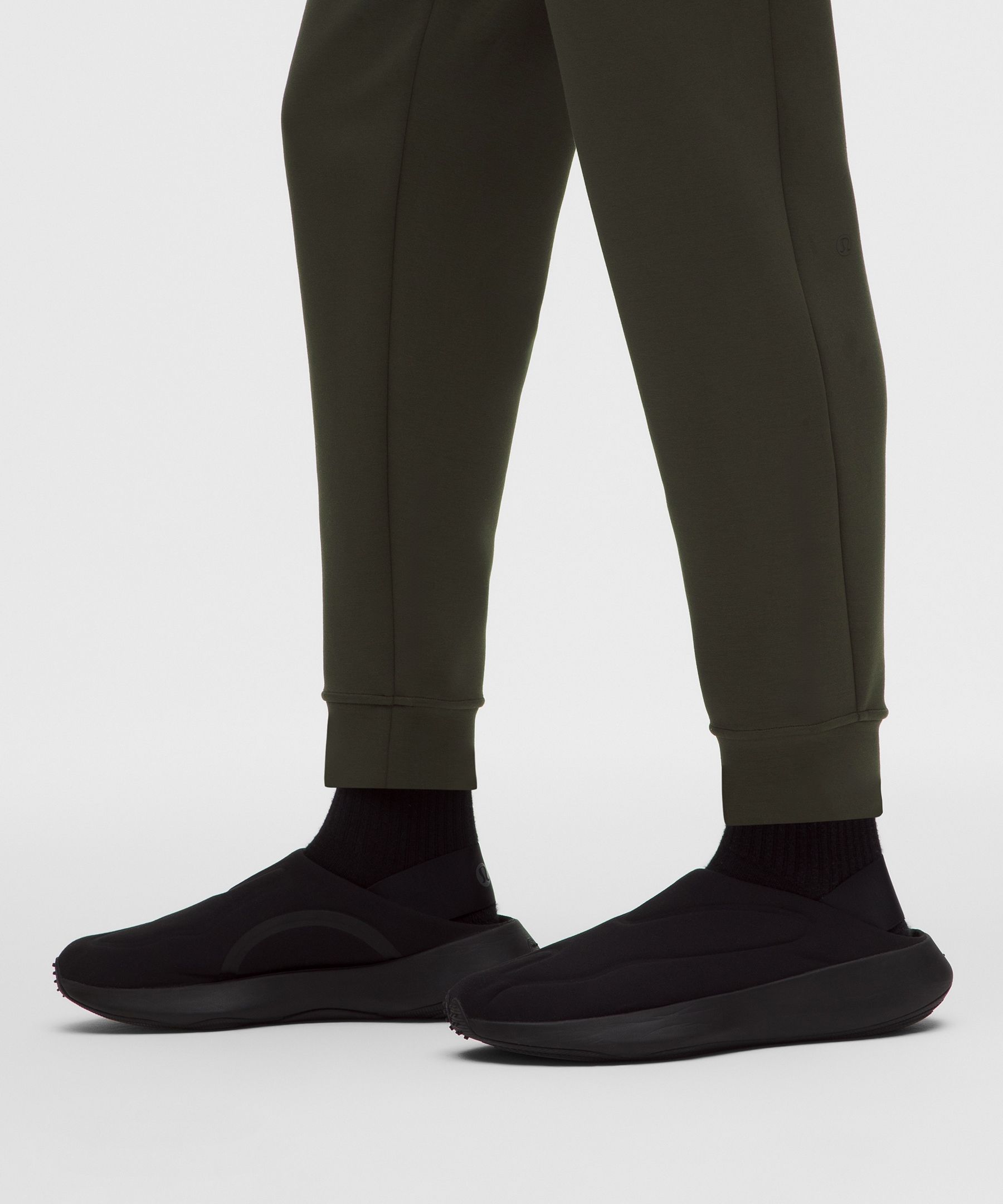 Smooth Spacer Jogger