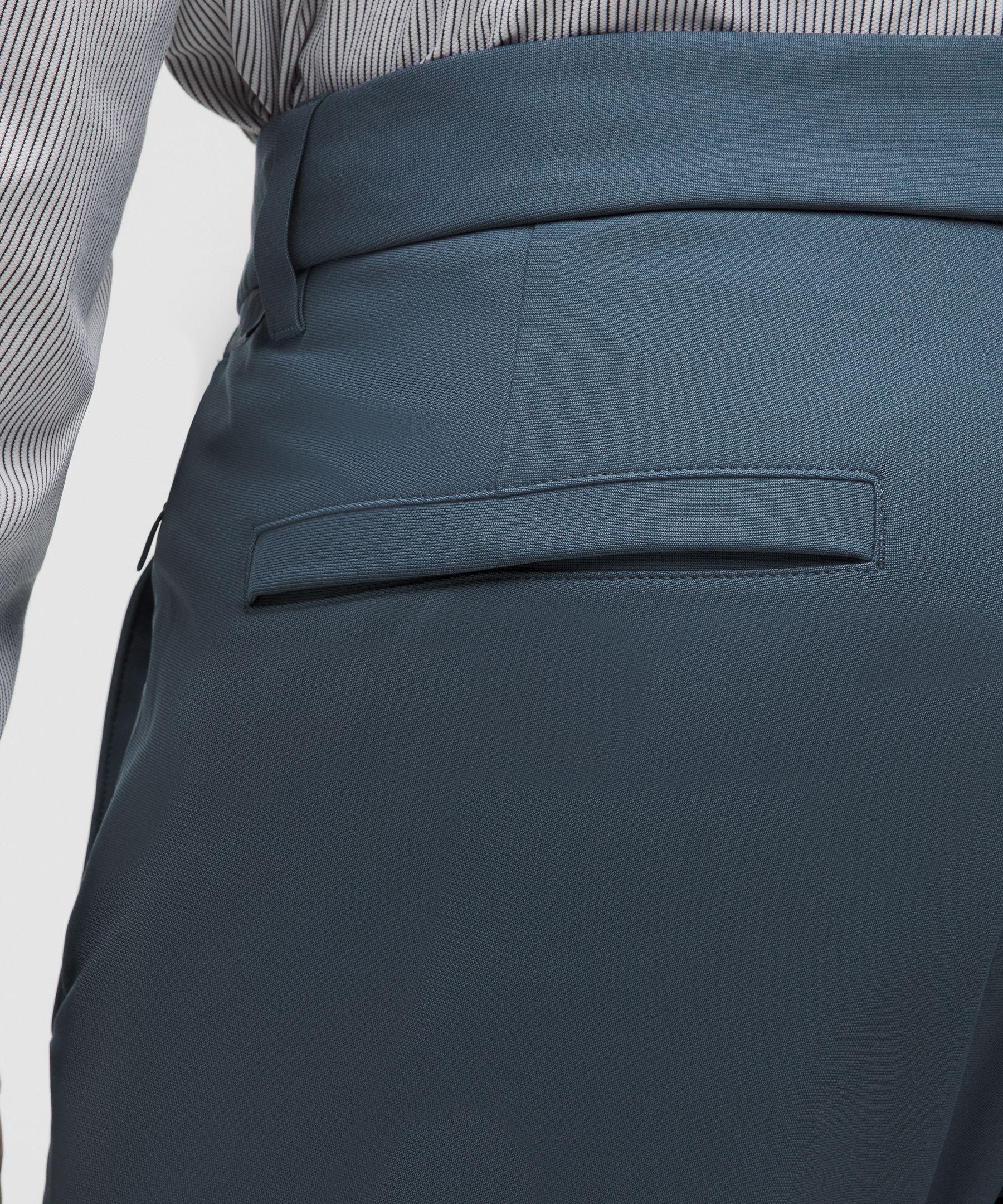 ルルレモン　コミッションパンツ　スリム　32L Commission Slim-Fit Pant 32L *Warpstreme | Men's Trousers