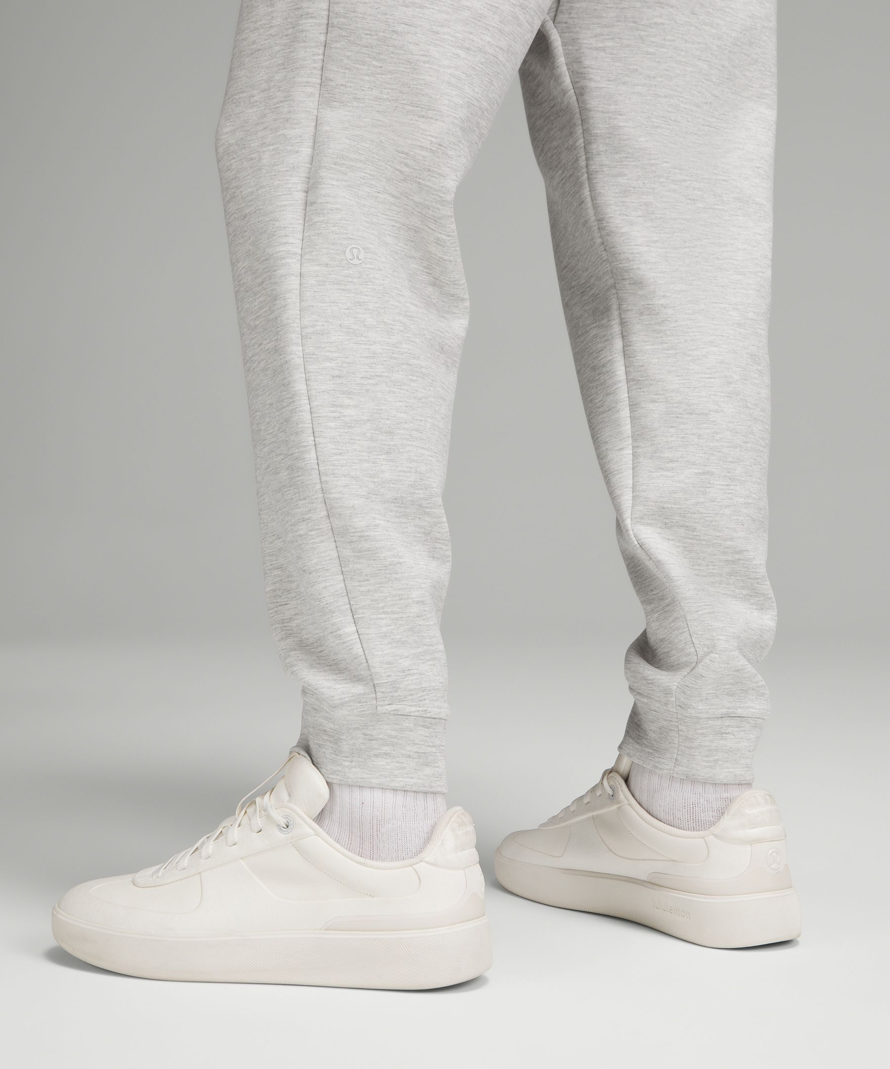 Lululemon Smooth Spacer Joggers Shorter