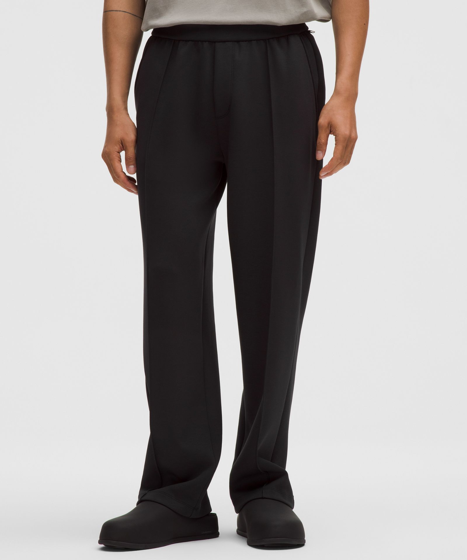 Мужские брюки Lululemon Smooth Spacer со складками — фото 2