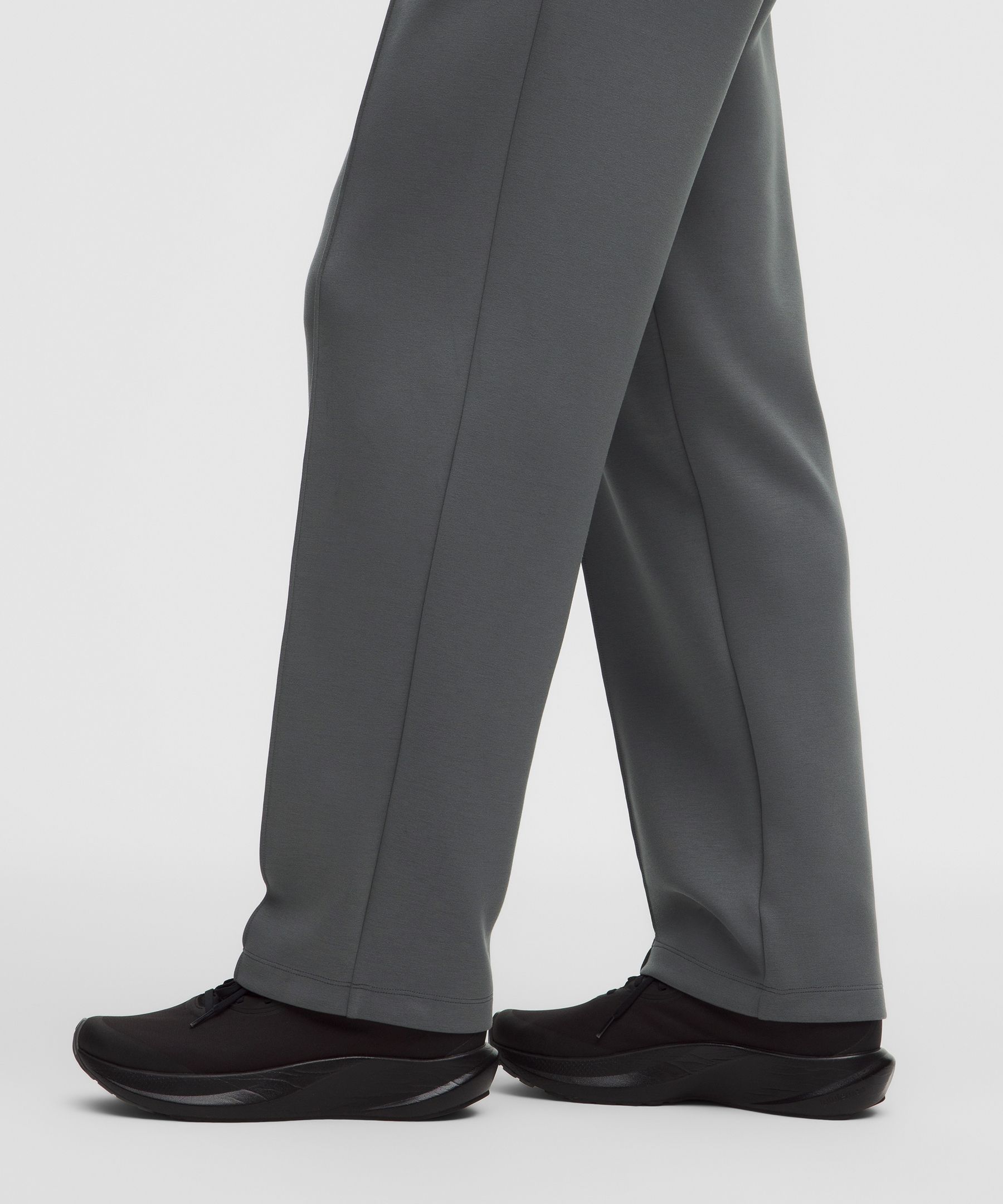 Smooth Spacer Pintuck Pant *Regular