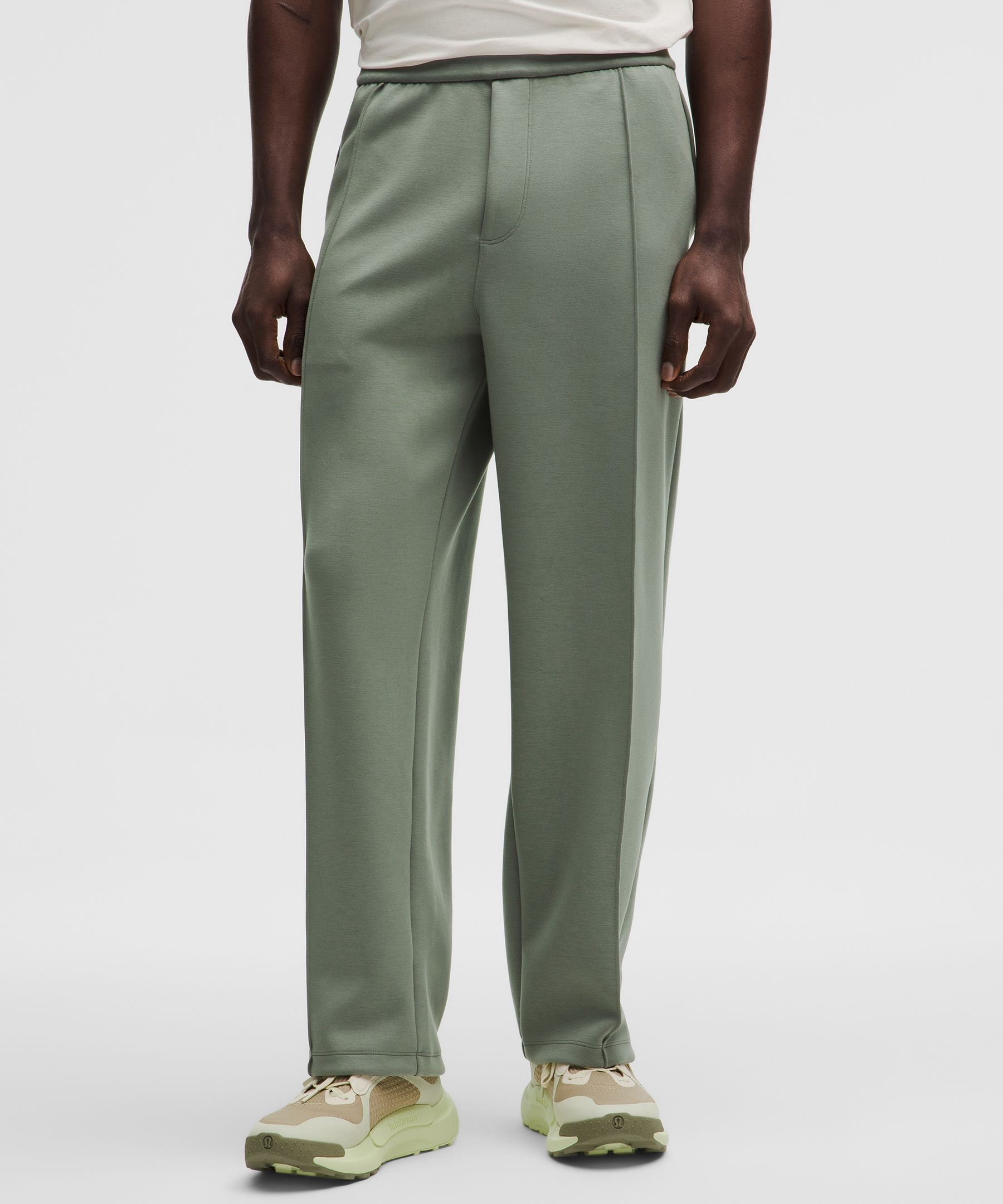 Smooth Spacer Pintuck Pant *Regular