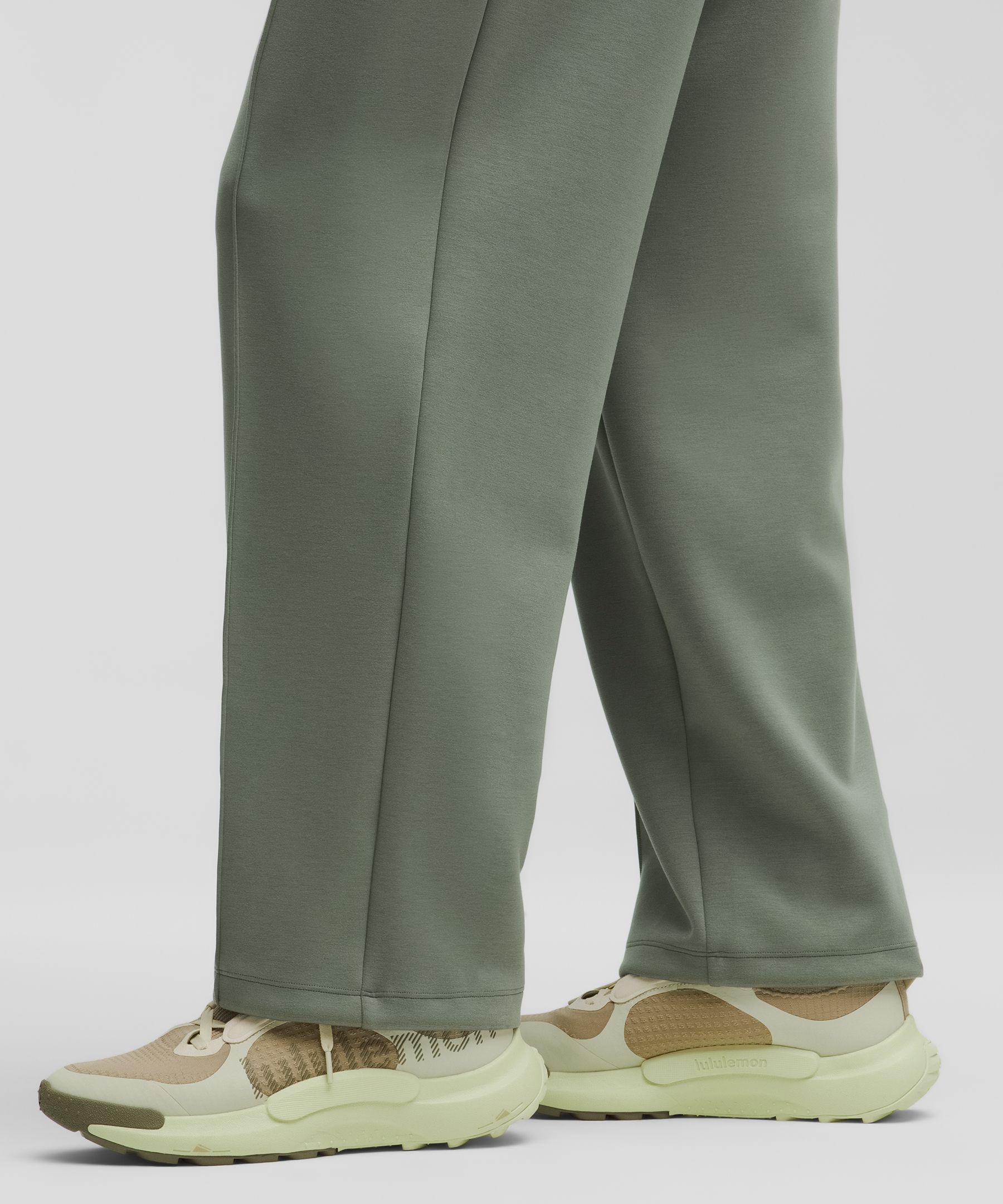 Pantalon nervur&eacute; Smooth Spacer *Standard