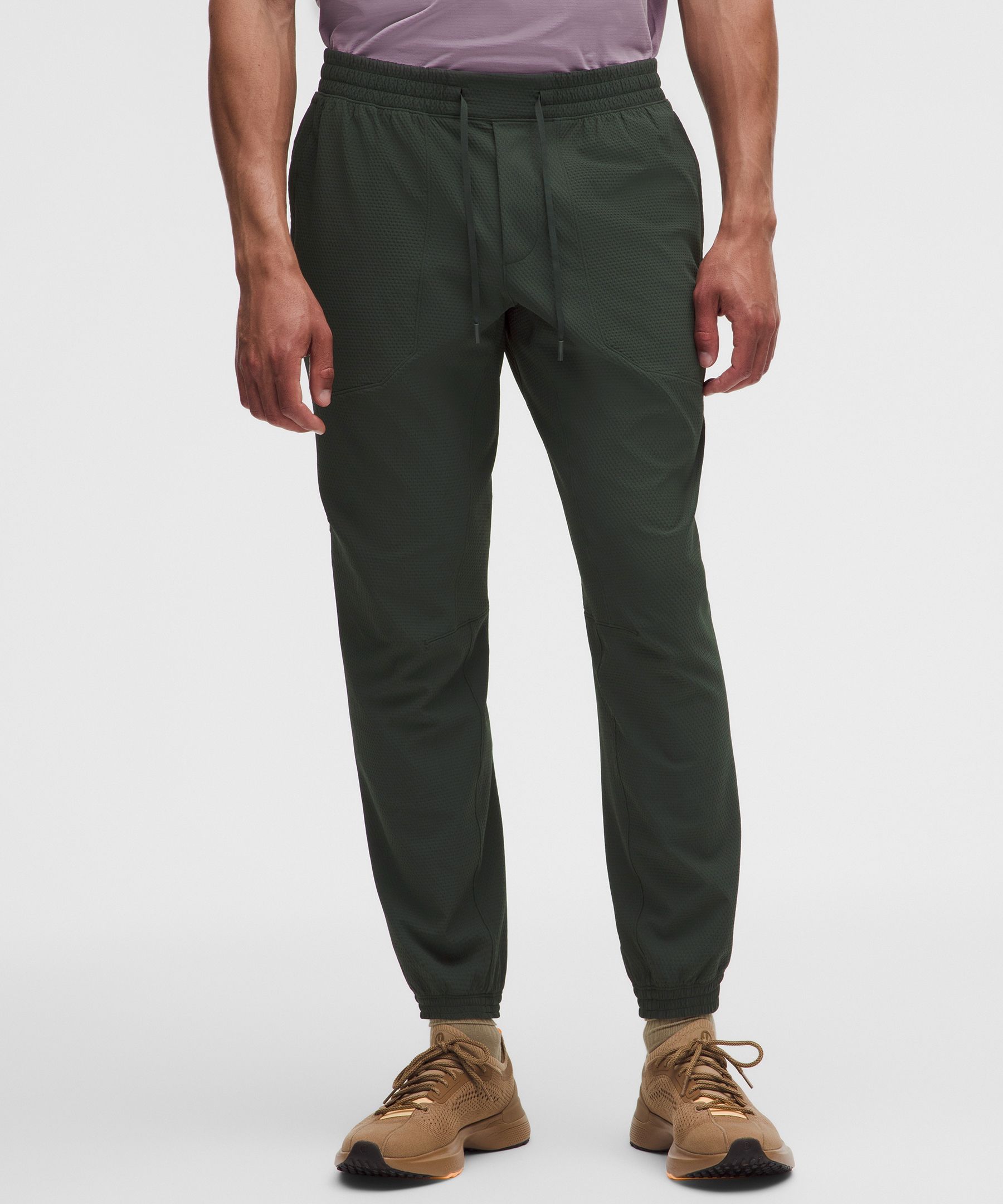 Joggers License to Train con textura *Regular