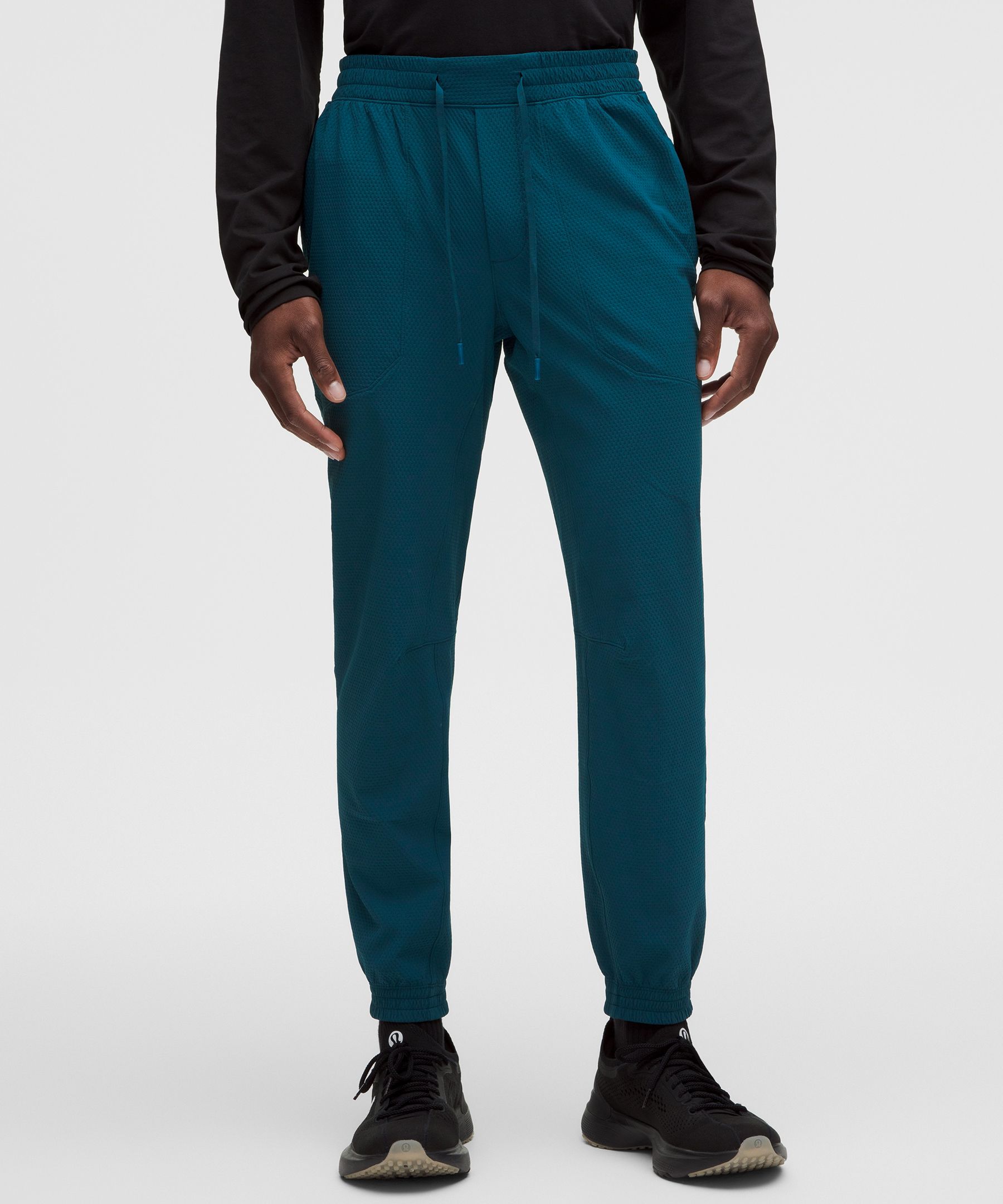 License to Train Textured Jogger *Regular