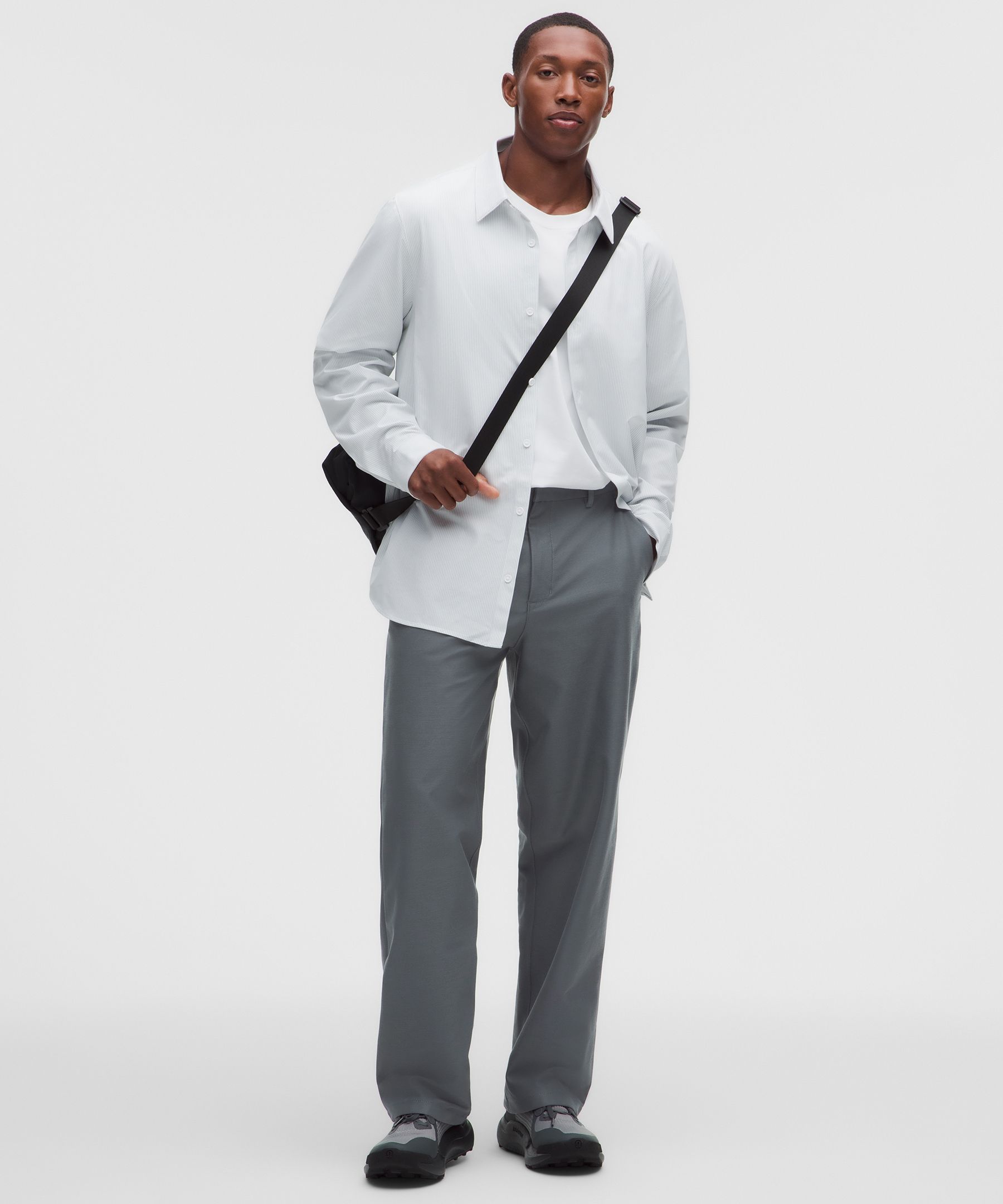 Pantal&oacute;n Slacker de corte holgado y pierna recta 32L