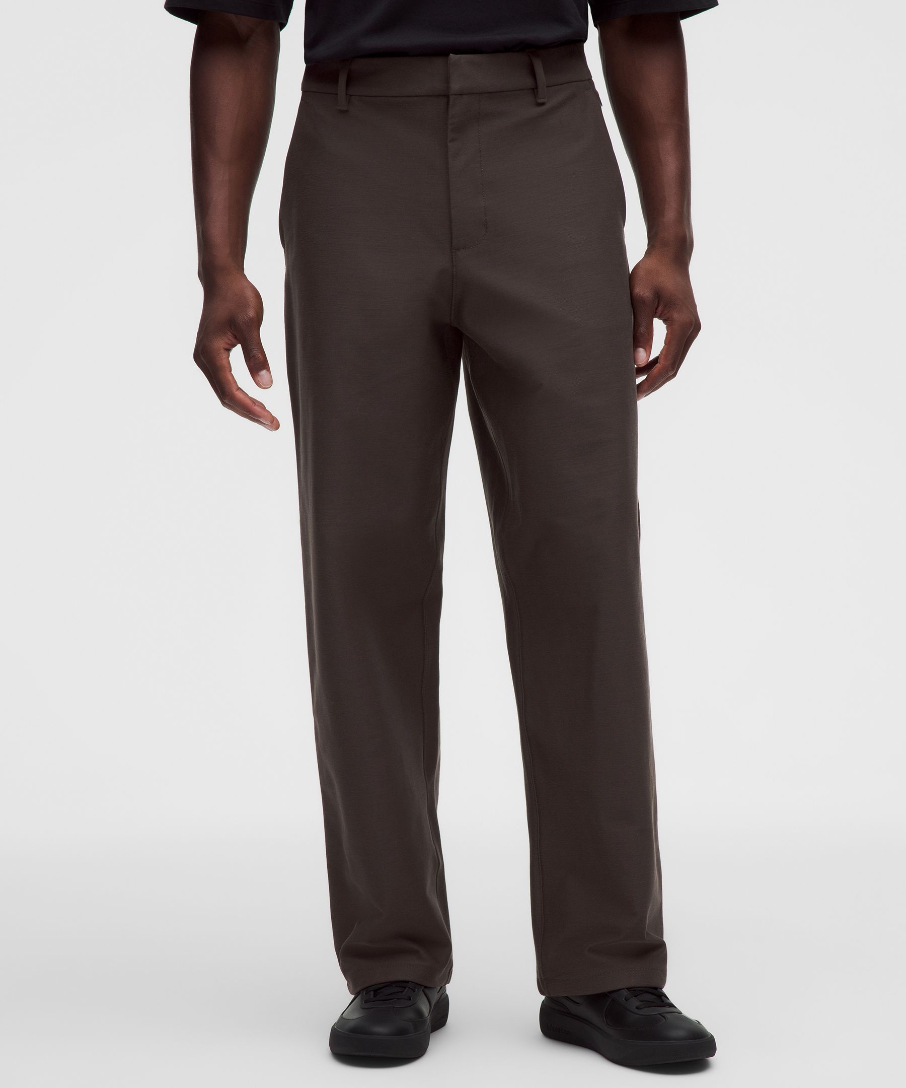 Pantalon habillé tombant ample jambe droite 32L