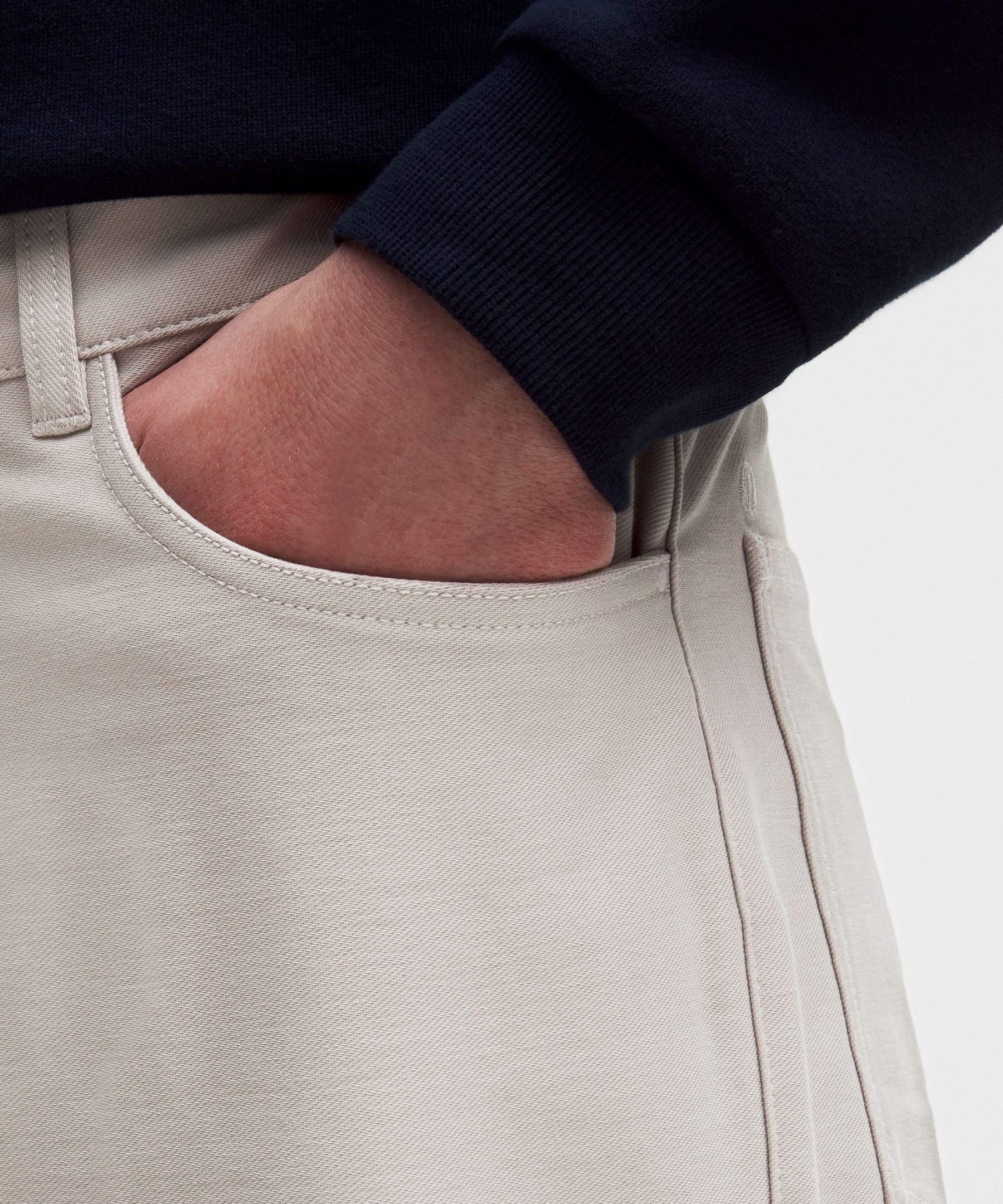 Pantal&oacute;n holgado de corte recto EasyFive, 81&nbsp;cm