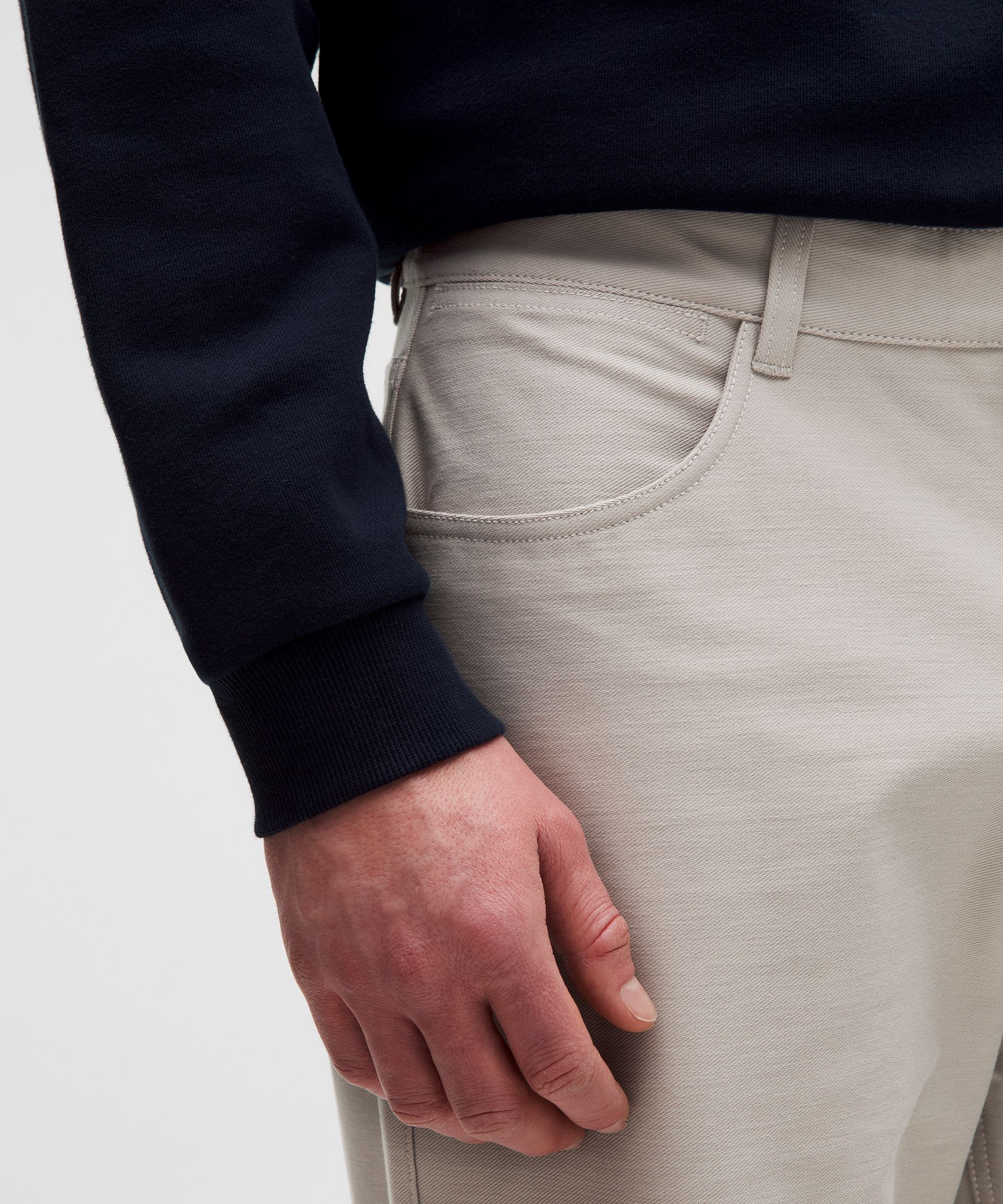 Pantal&oacute;n holgado de corte recto EasyFive, 81&nbsp;cm