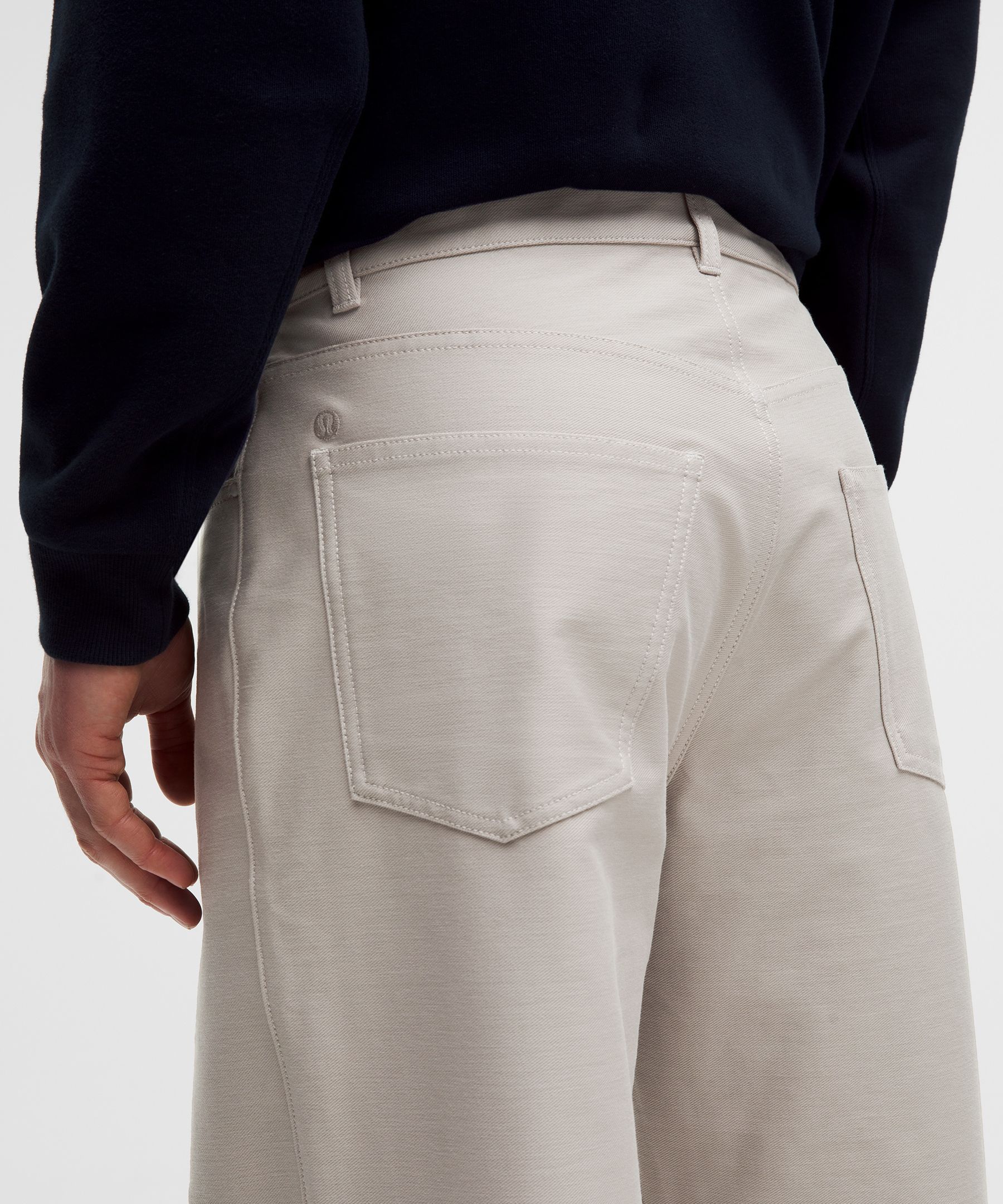 Pantal&oacute;n holgado de corte recto EasyFive, 81&nbsp;cm