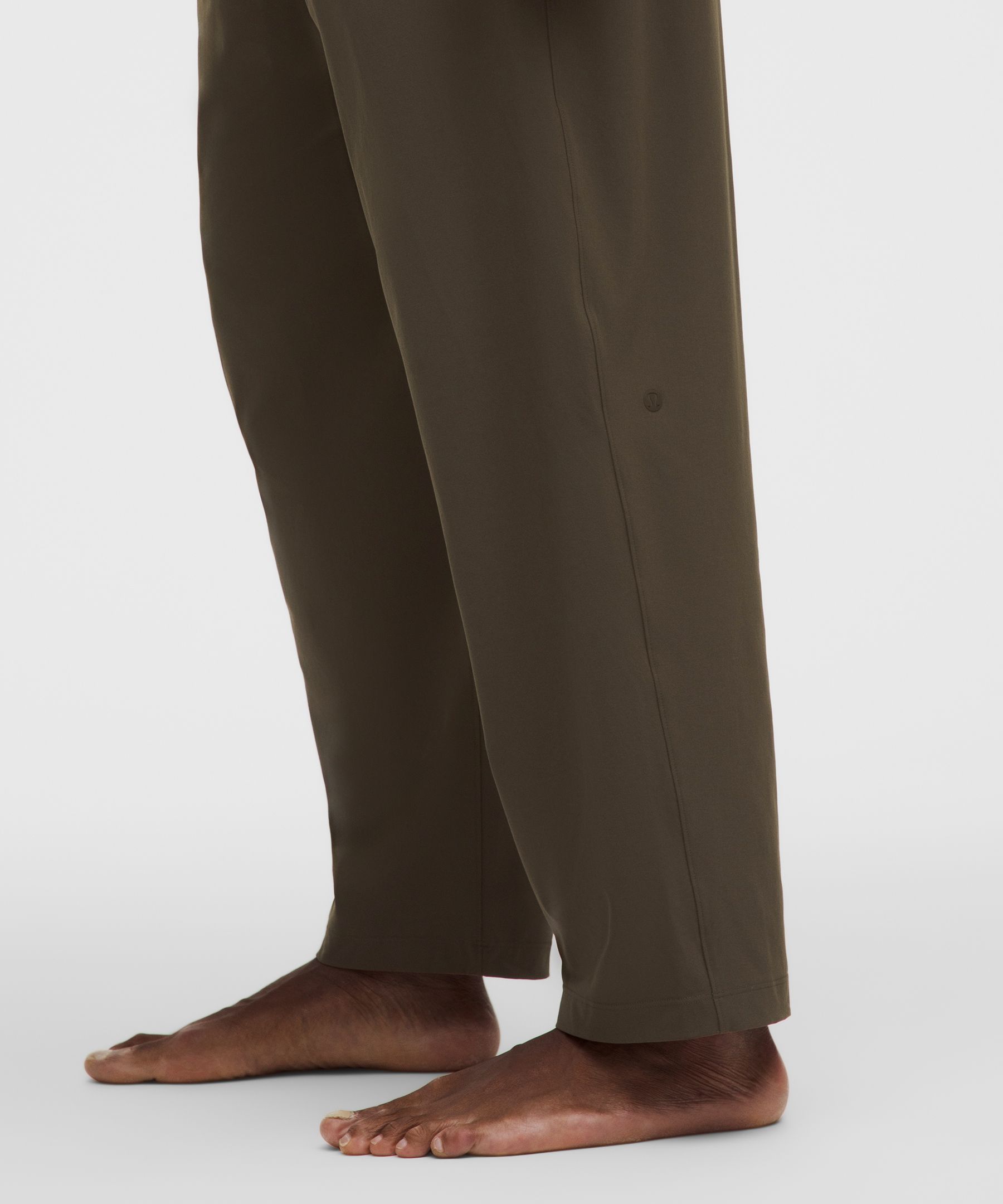 Balancer Woven Relaxed-Fit Pant *Shorter