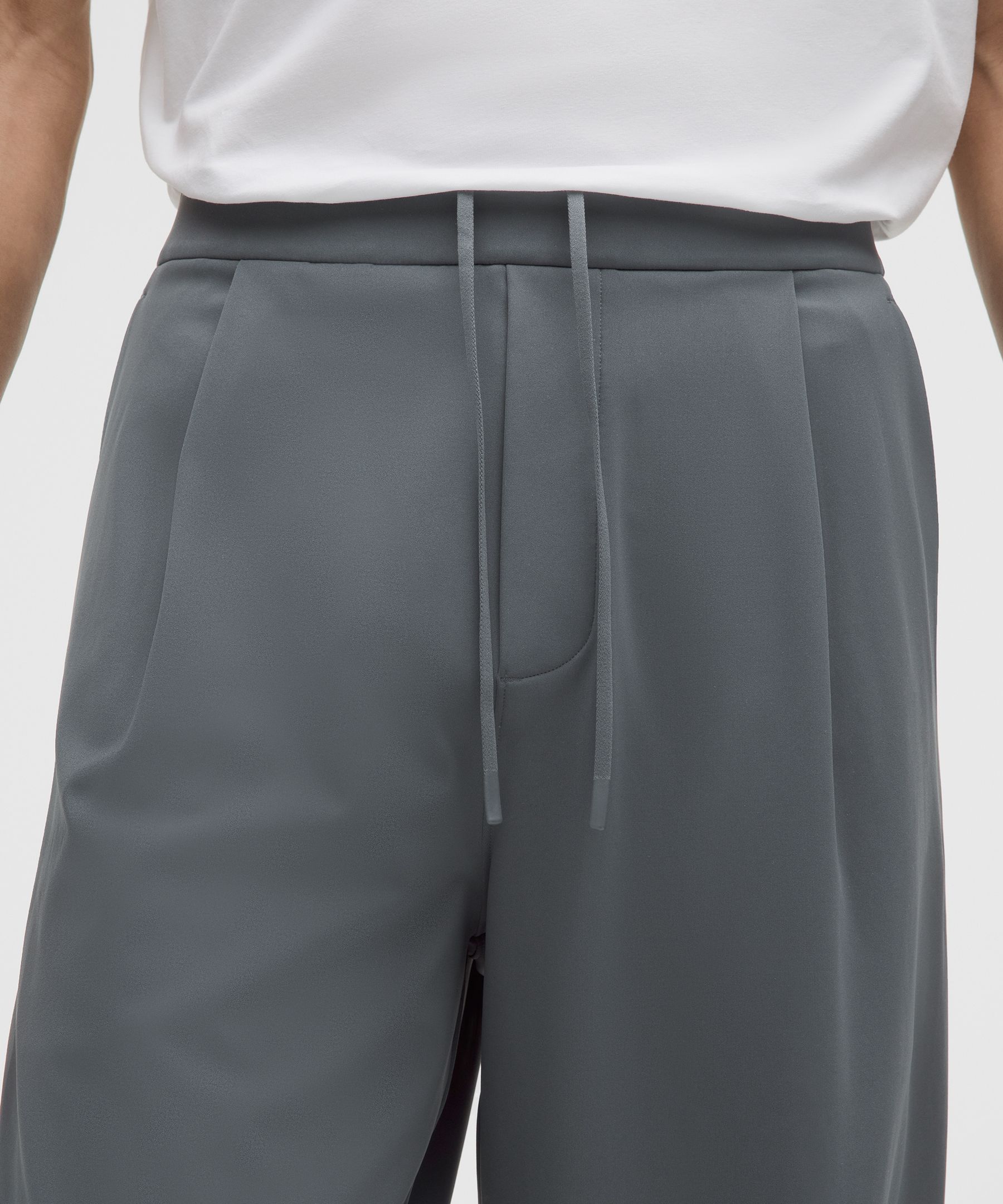 Men's Daydrift Relaxed-Fit Pleated Trouser Regular *No Belt Loops