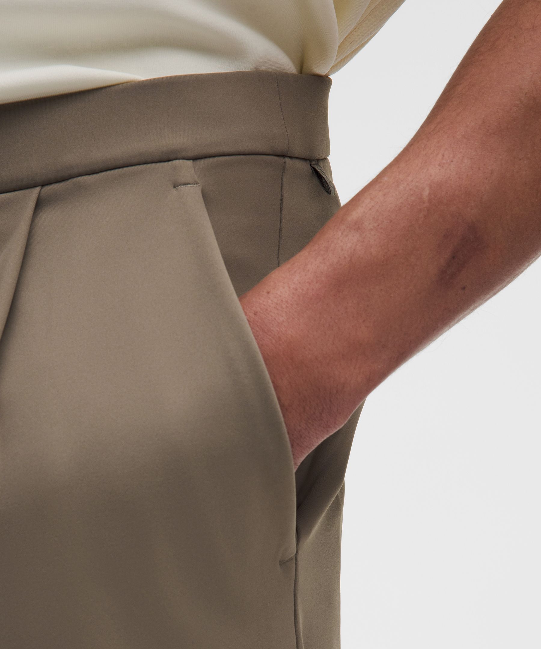 Men's Daydrift Relaxed-Fit Pleated Trouser *Regular