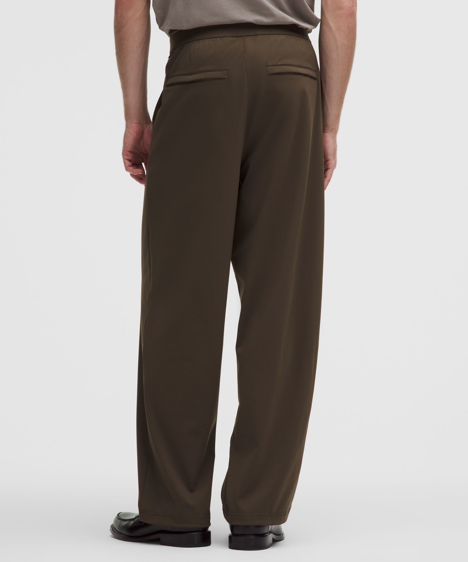 Lululemon Men's Daydrift Relaxed-Fit Pleated Trouser Regular *No Belt Loops — фото 3
