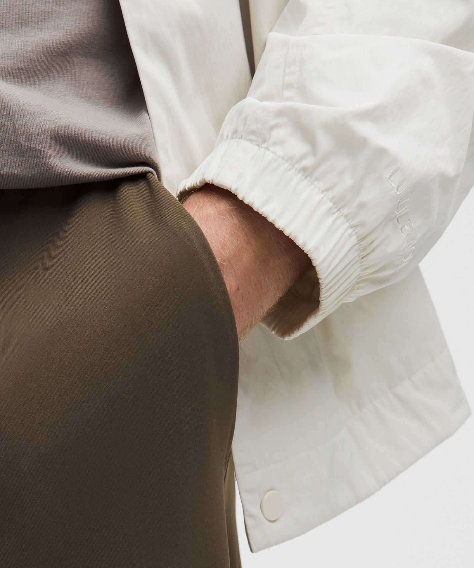 Lululemon Men's Daydrift Relaxed-Fit Pleated Trouser Regular *No Belt Loops — фото 5