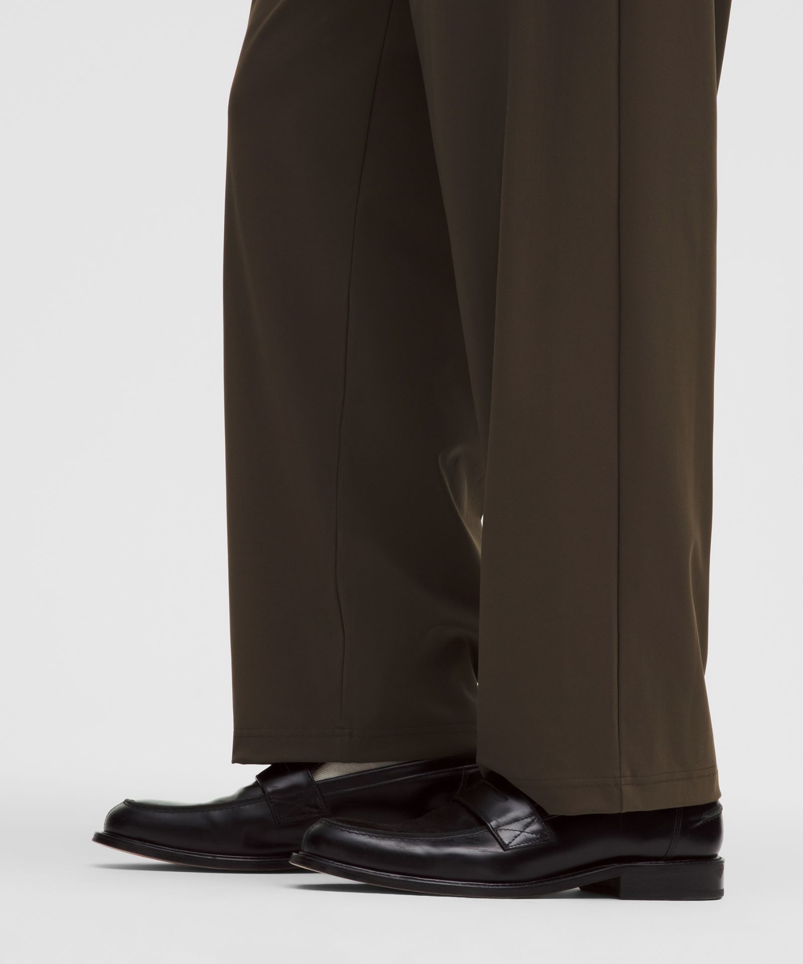 Lululemon Men's Daydrift Relaxed-Fit Pleated Trouser Regular *No Belt Loops — фото 8