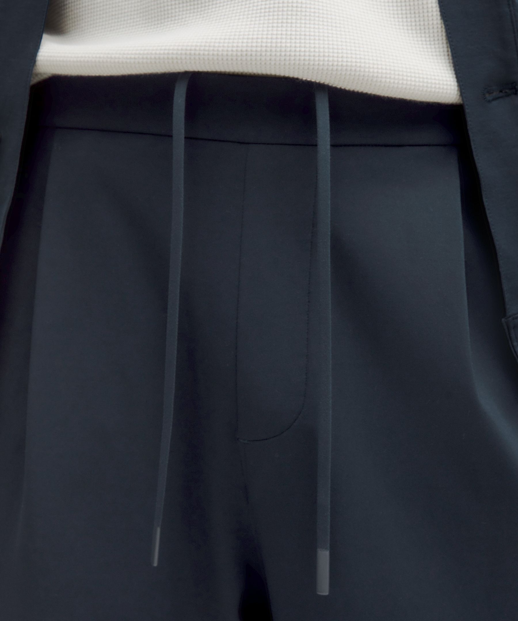 Men's Daydrift Relaxed-Fit Pleated Trouser Shorter