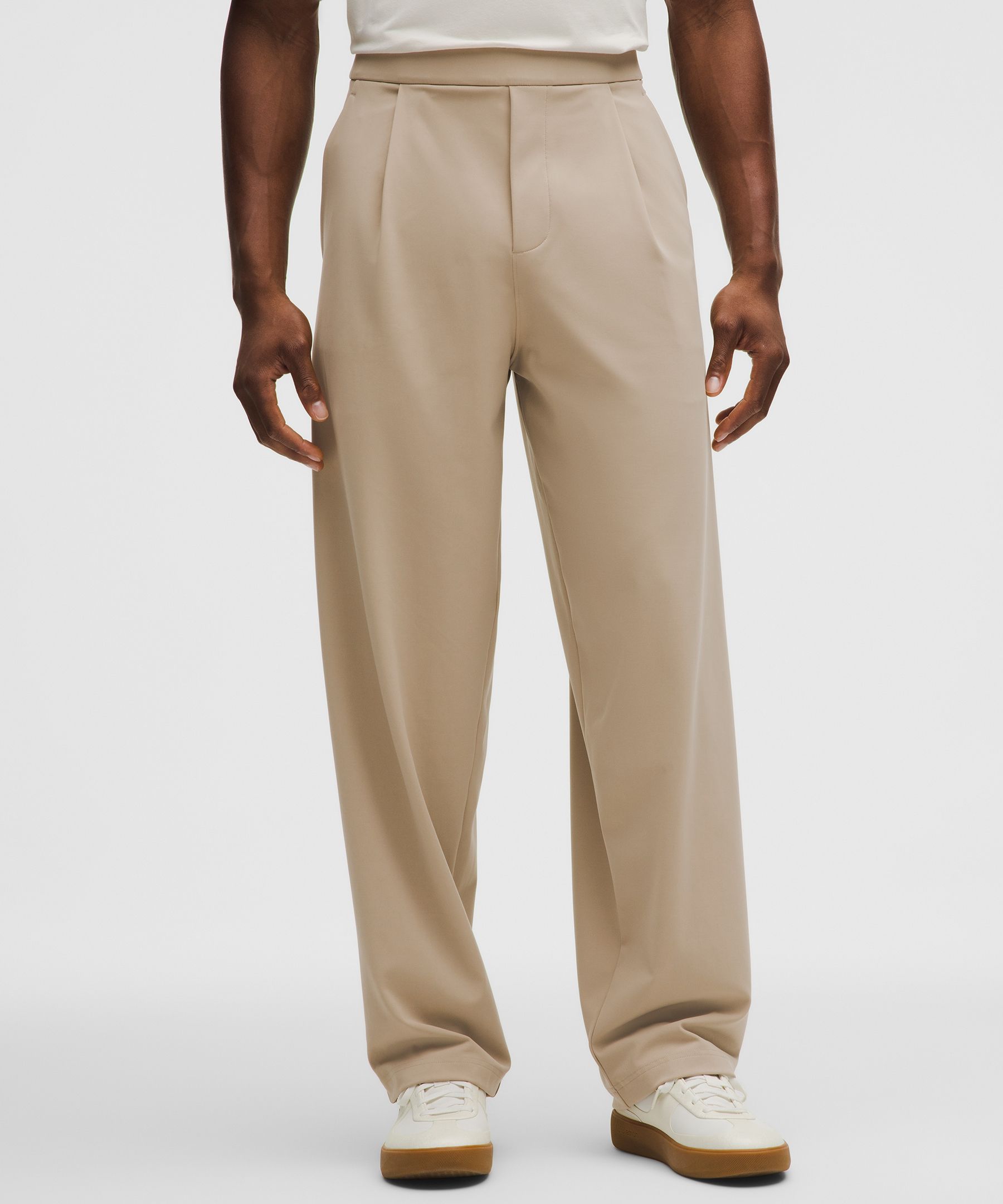 Men's Daydrift Relaxed-Fit Pleated Trouser Regular *No Belt Loops