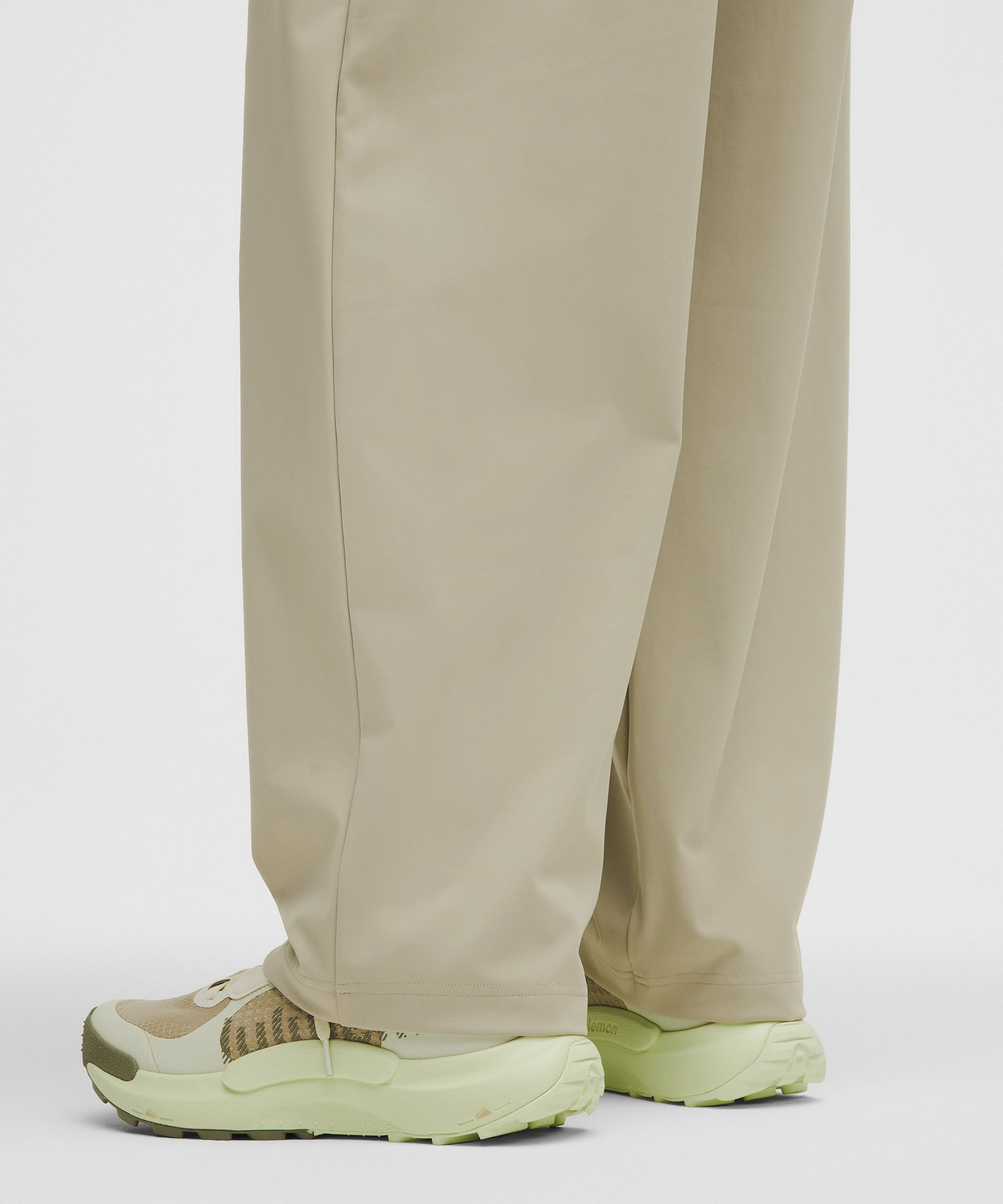 Men's Daydrift Relaxed-Fit Pleated Trouser *Regular