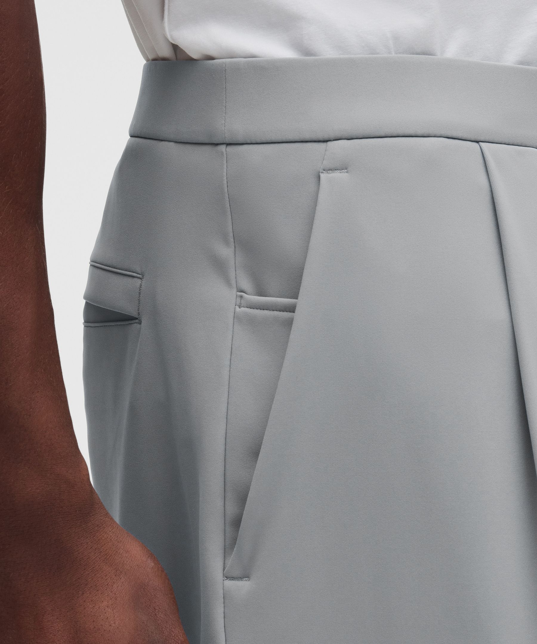Men's Daydrift Relaxed-Fit Pleated Trouser Regular *No Belt Loops