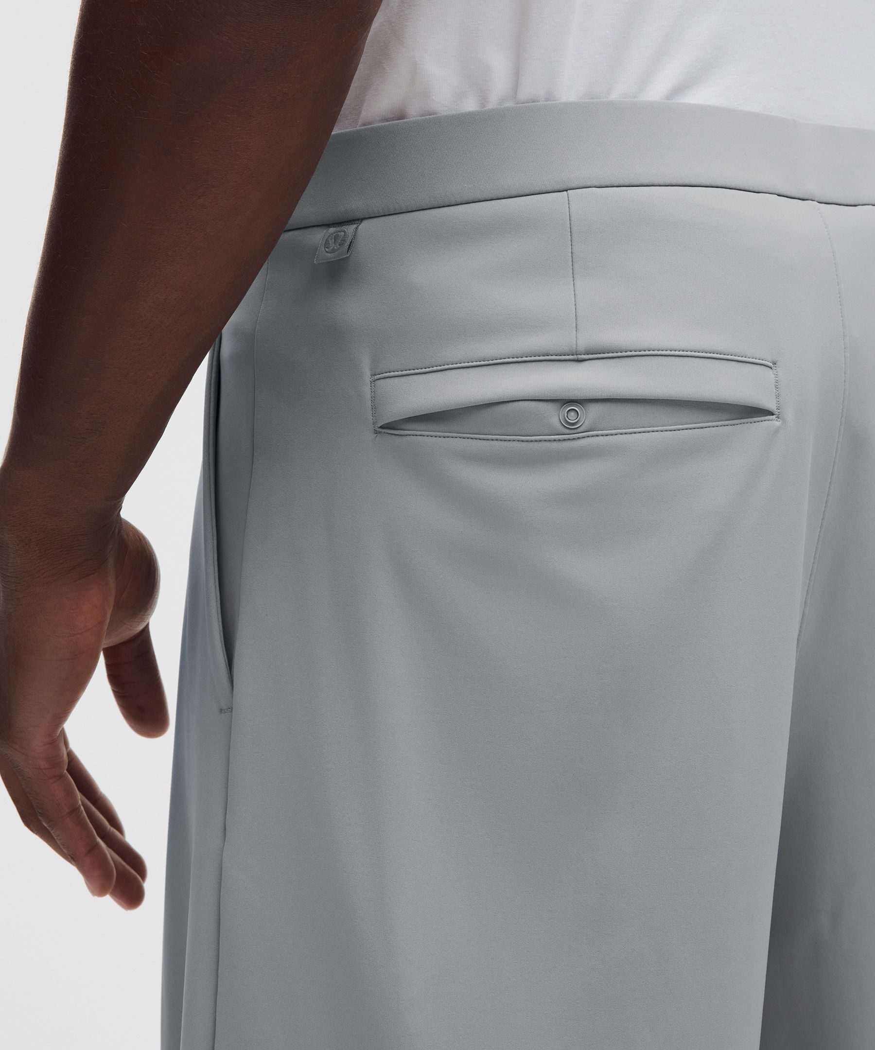 Men's Daydrift Relaxed-Fit Pleated Trouser Regular *No Belt Loops