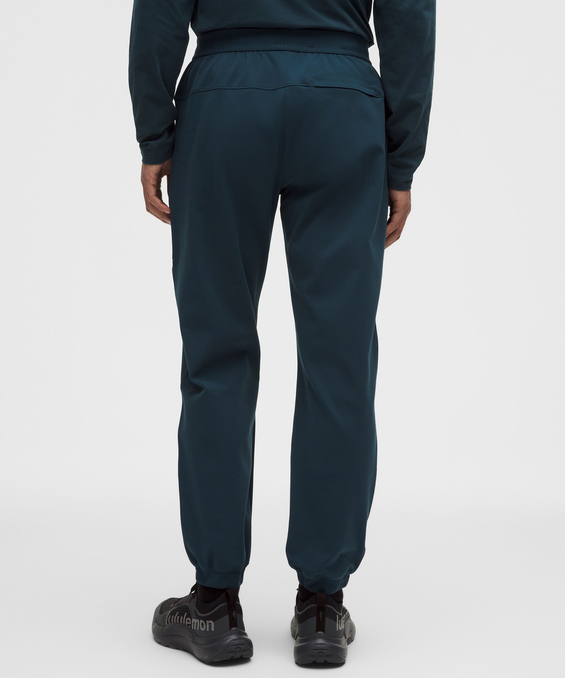 Sojourn Jogger *Regular