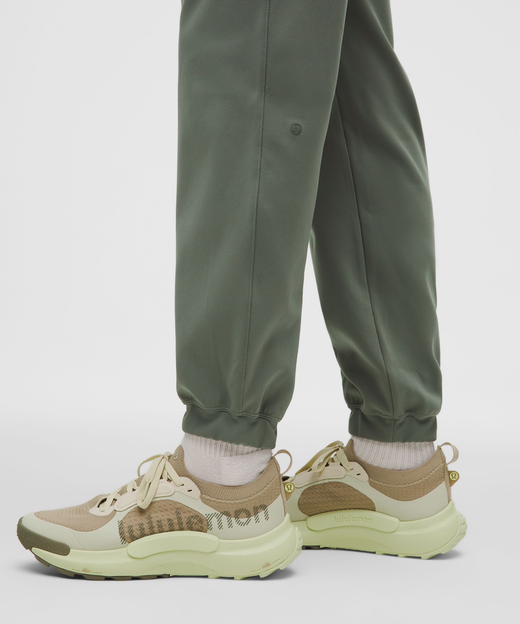 Sojourn Jogger *Regular