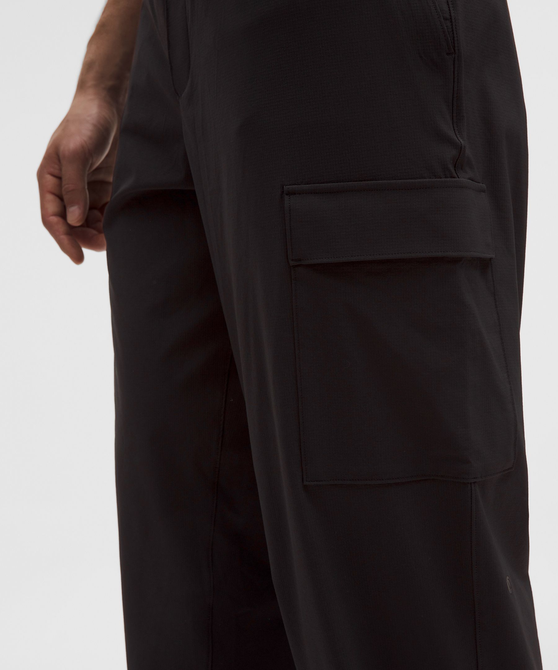 Stretch-Ripstop Relaxed Cargo Pant *Regular