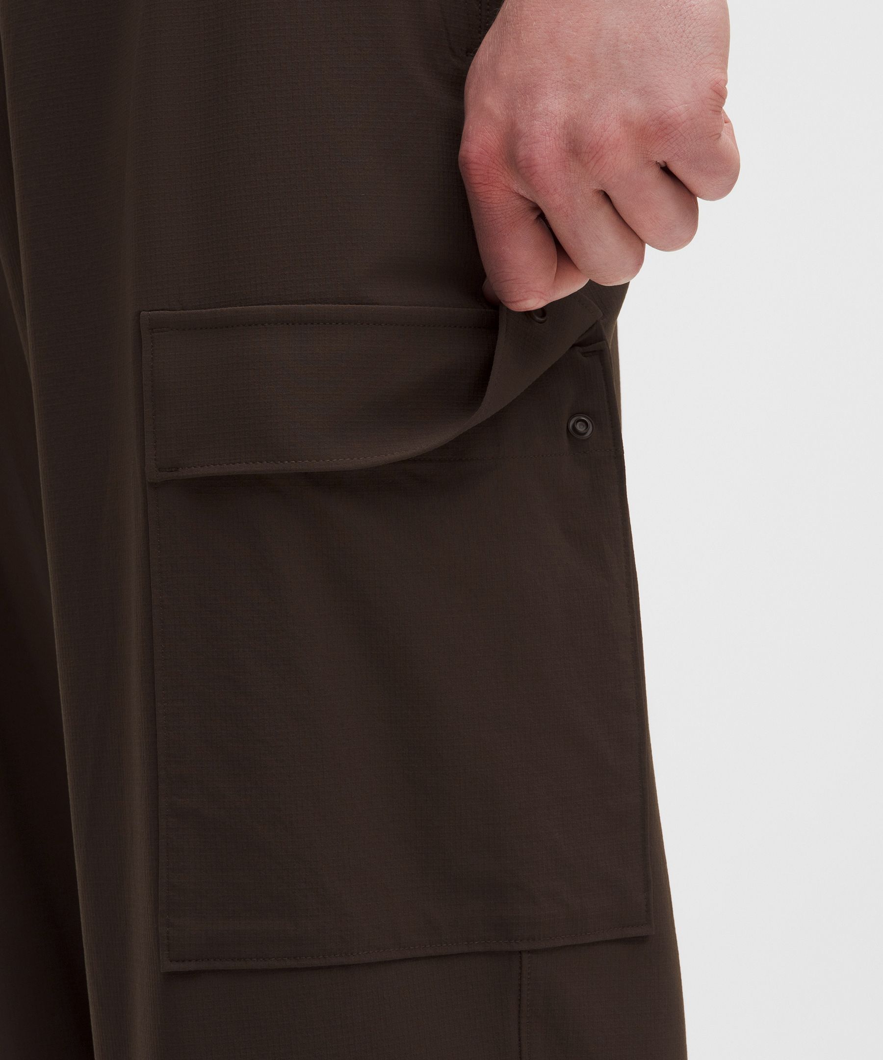 Stretch-Ripstop Relaxed Cargo Pant *Regular