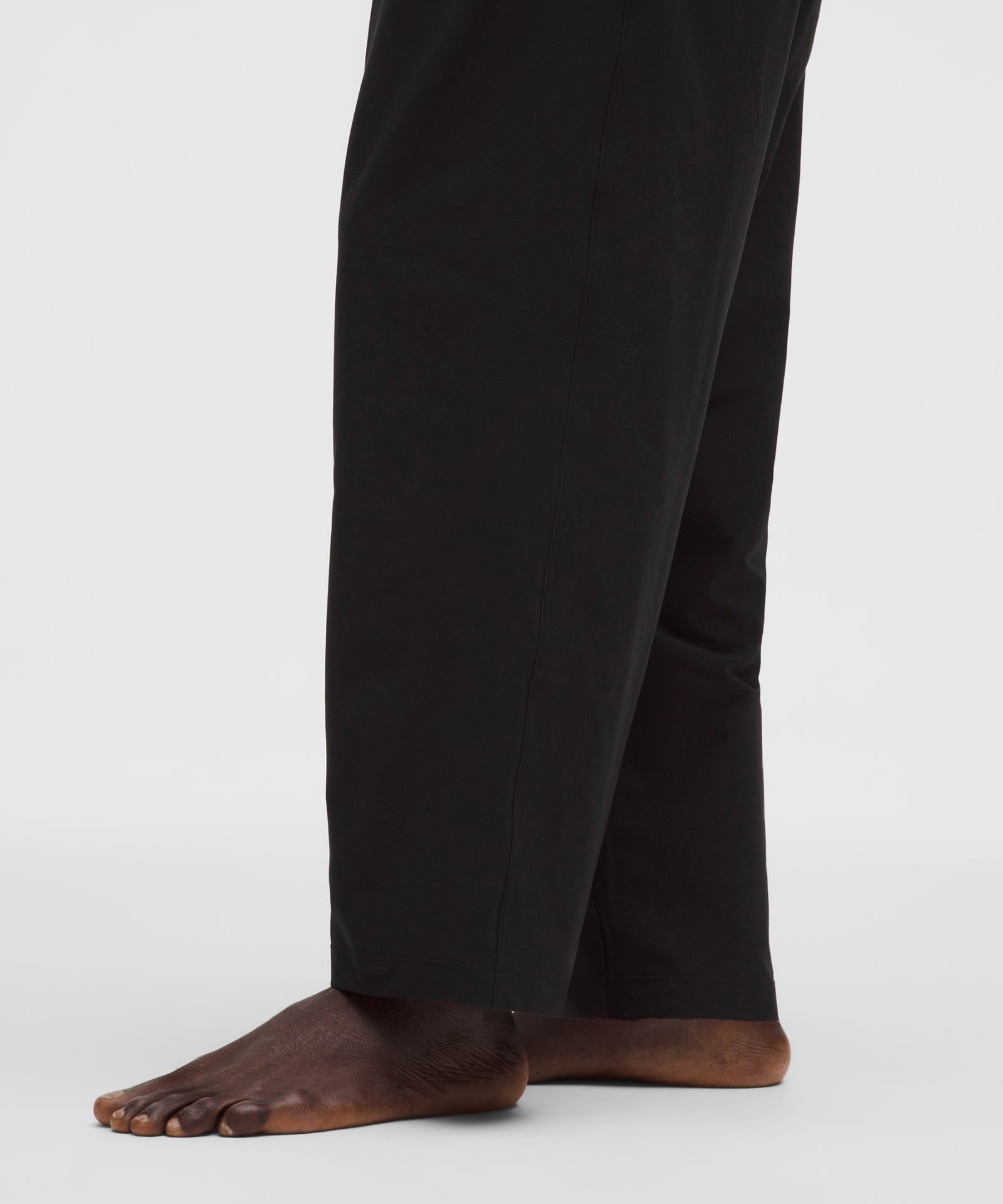 Мужские брюки Lululemon Balancer Relaxed-Fit — фото 6