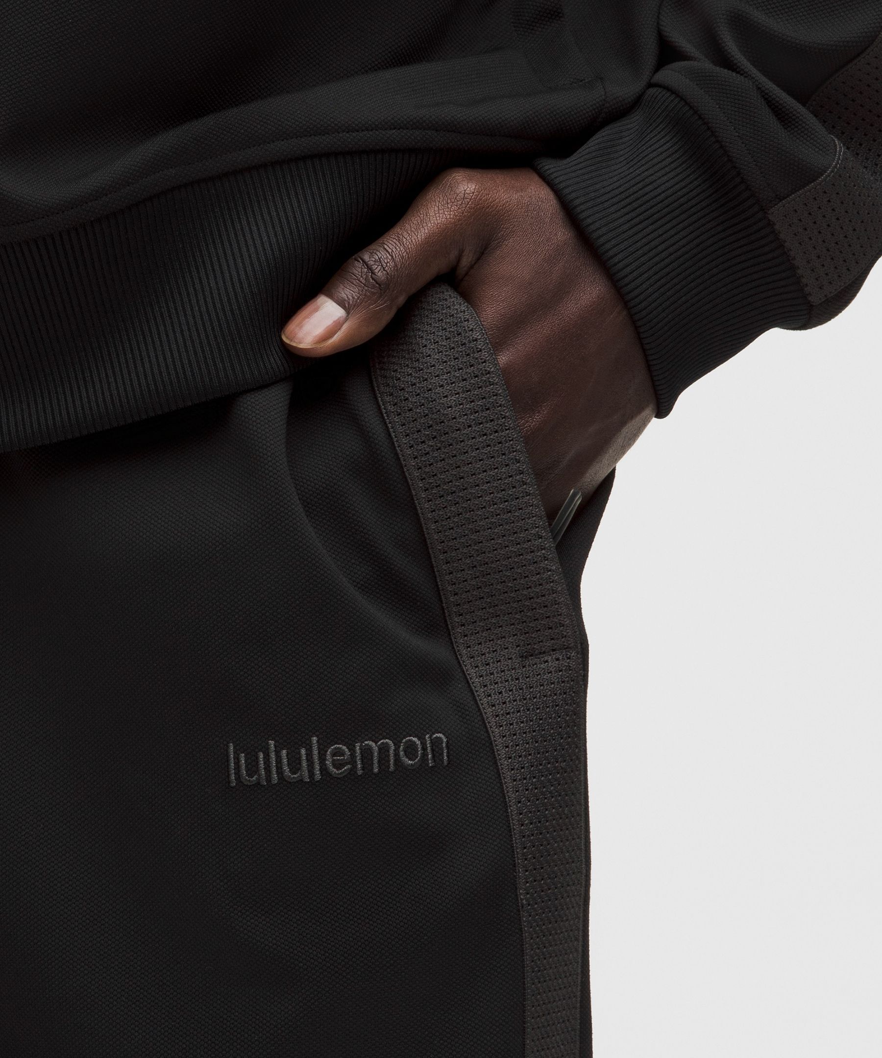 Pique Relaxed-Fit Track Pant *Regular