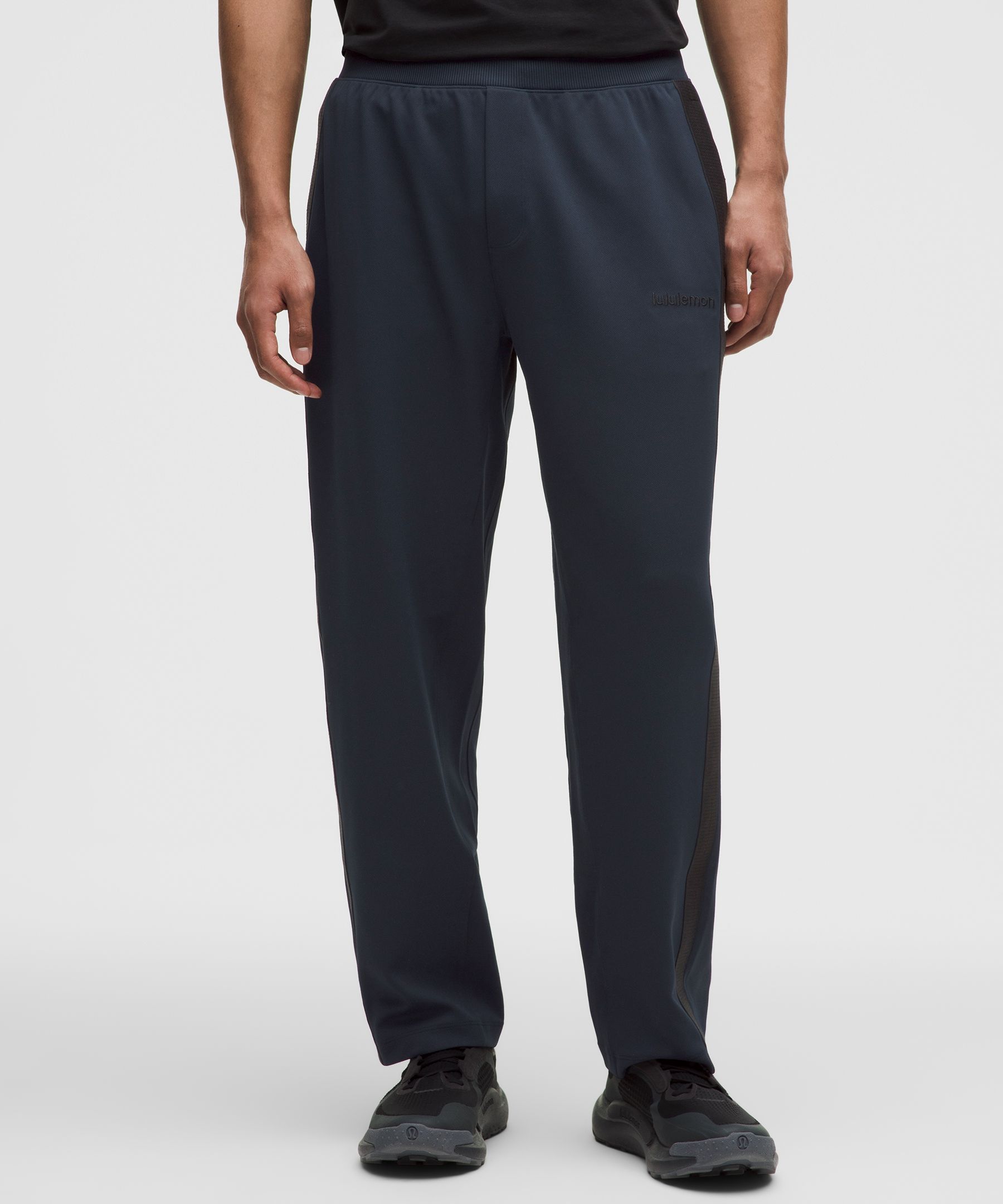 Pique Relaxed-Fit Track Pant *Regular