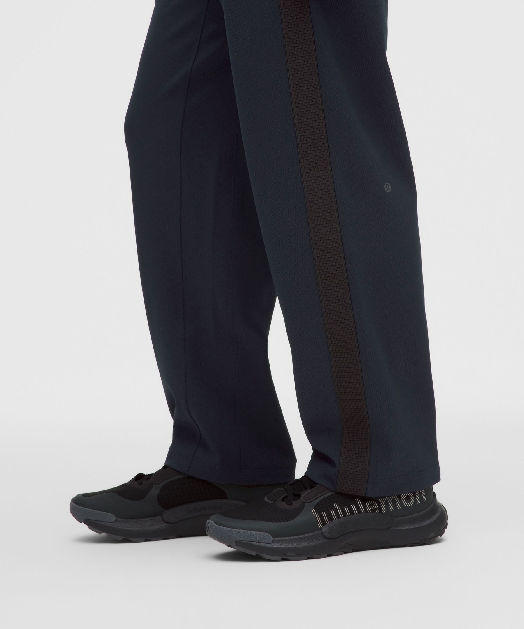 Pique Relaxed-Fit Track Pant *Regular