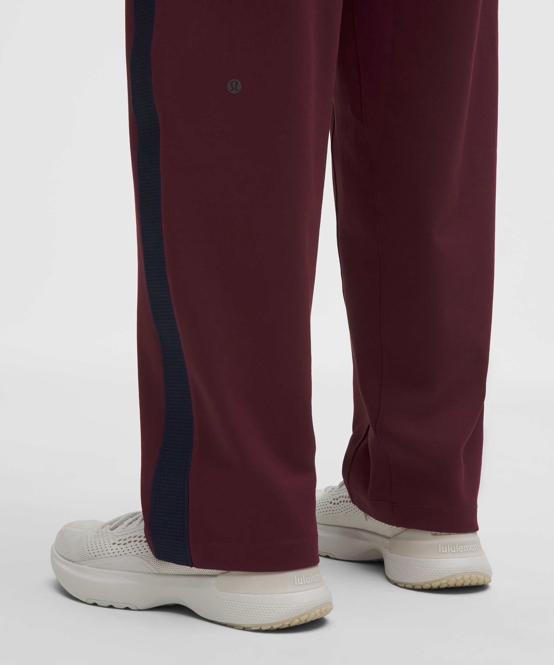 Pique Relaxed-Fit Track Pant *Regular