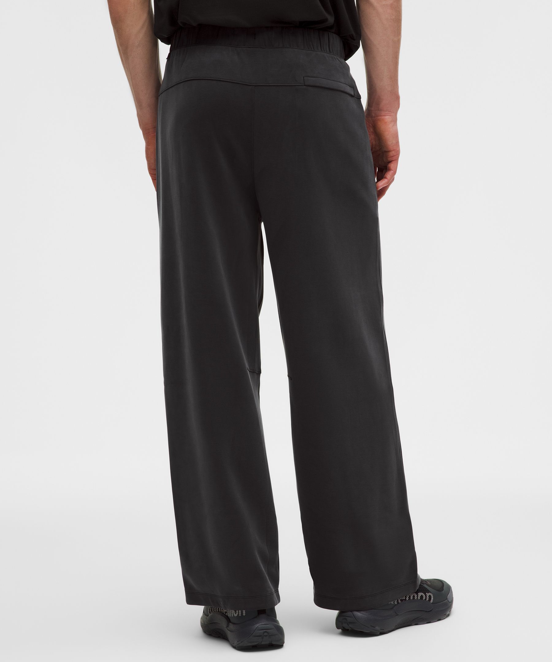 Softstreme Oversized Pull-On Pant *Regular