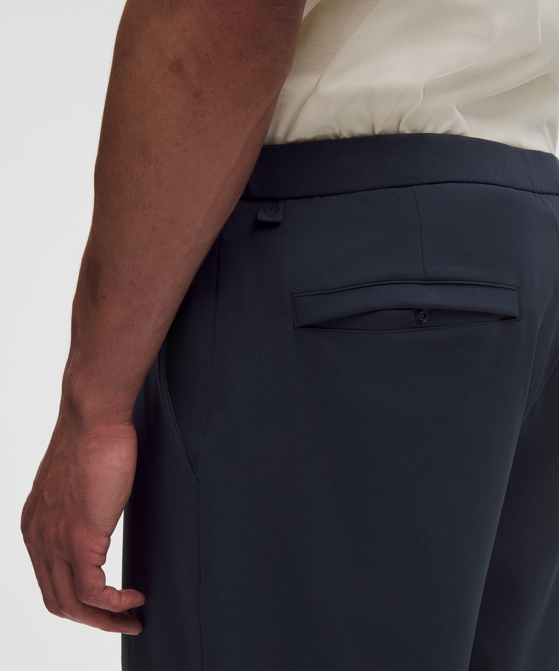 Pantal&oacute;n Daydrift de corte cl&aacute;sico para hombre, largo est&aacute;ndar *Sin trabillas