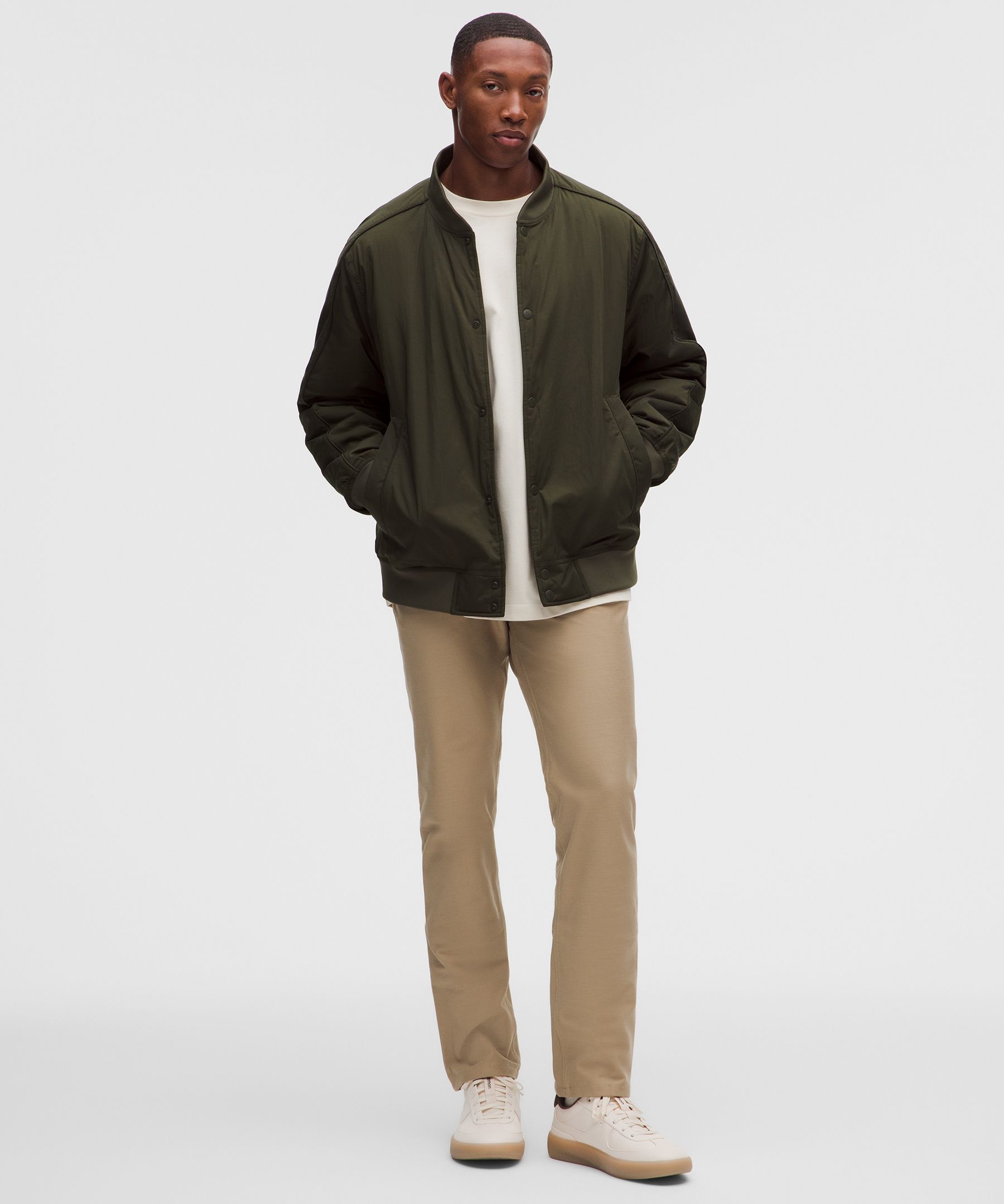 Pantal&oacute;n EasyFive de corte slim y pierna recta 30L