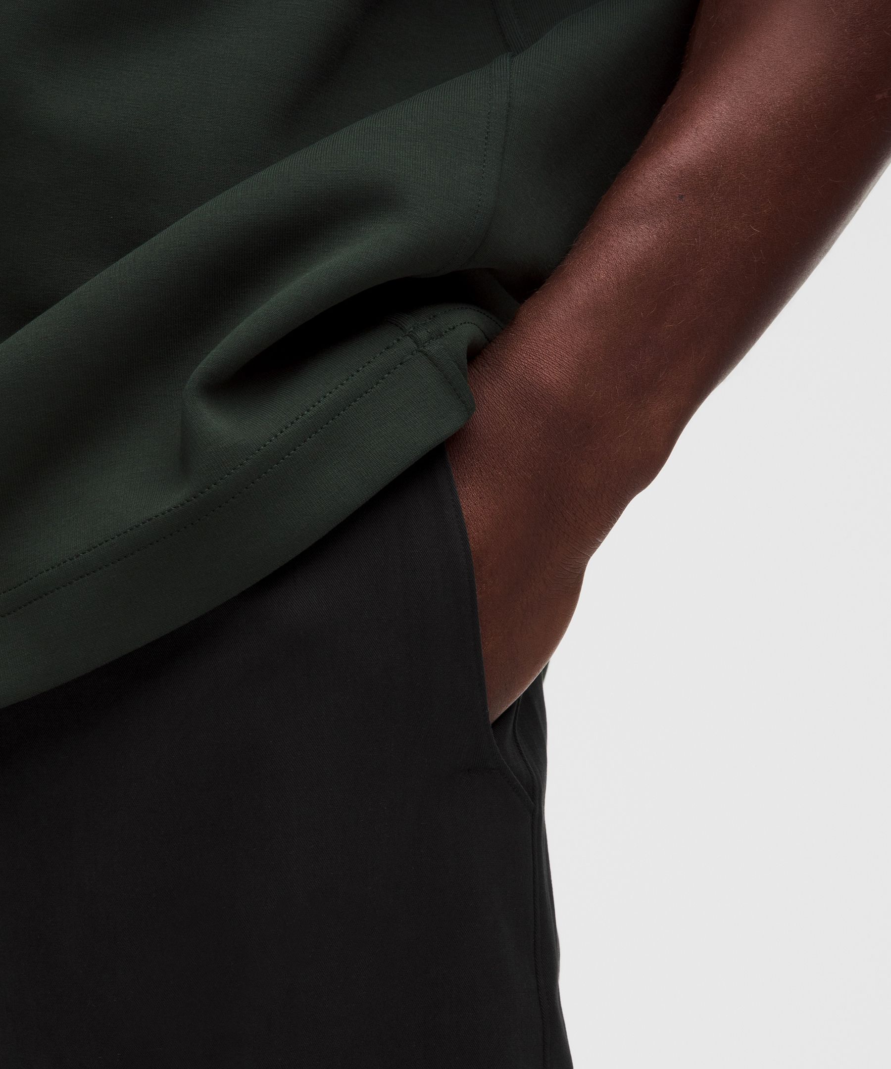 Pantalon Unshaken coupe d&eacute;contract&eacute;e taille &eacute;lastique *Standard