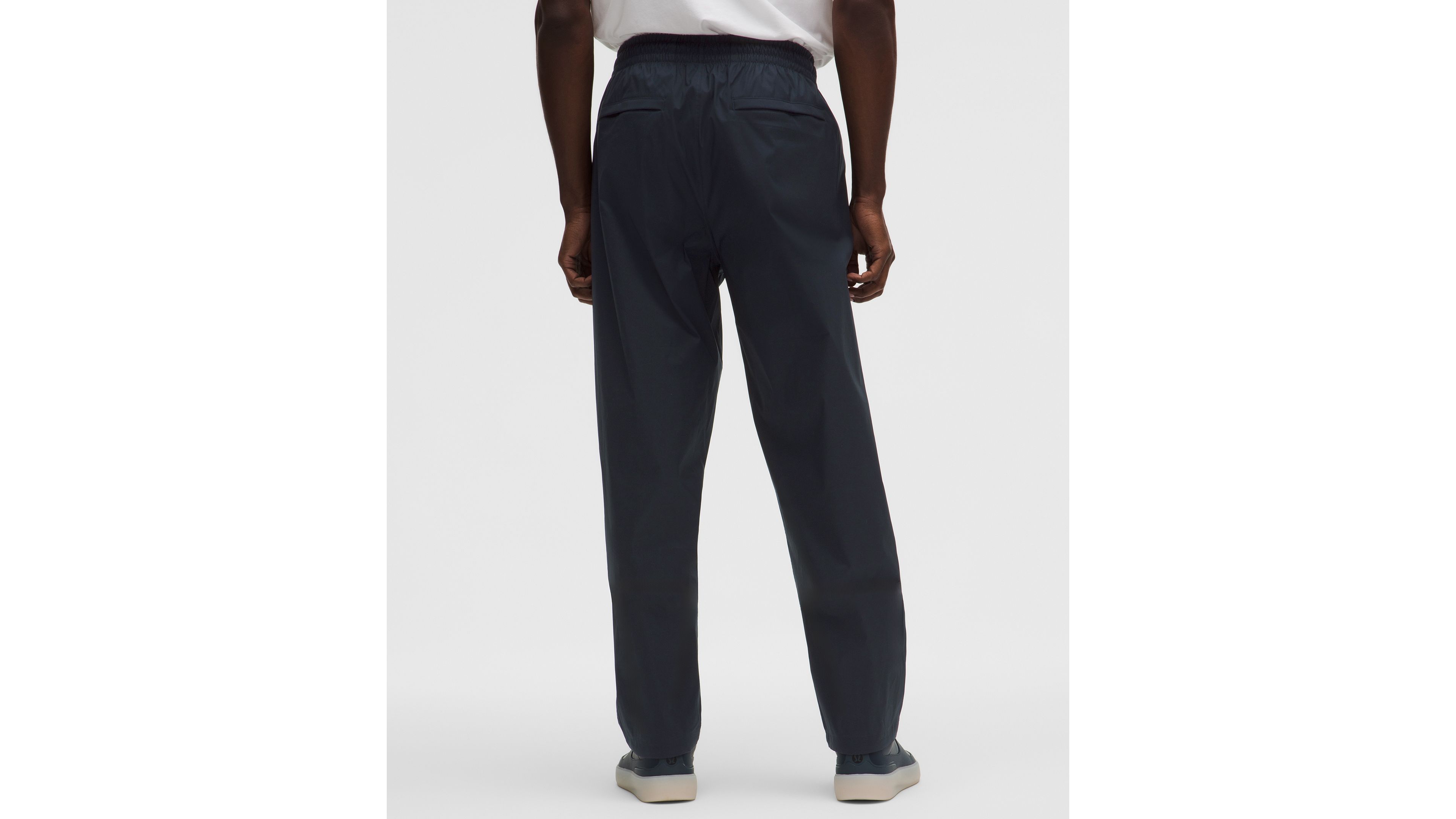 Zero Tucks Relaxed-Fit Pant *Regular